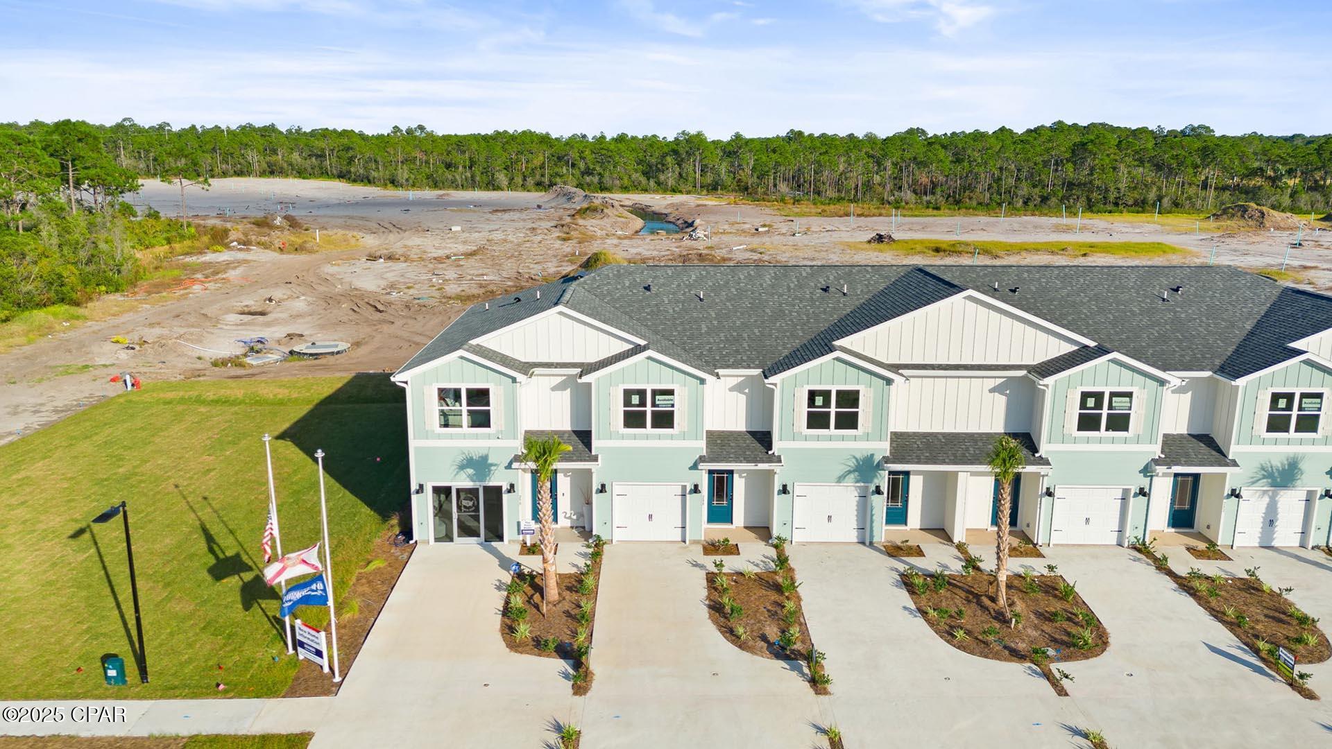 Colonial Landing - Residential