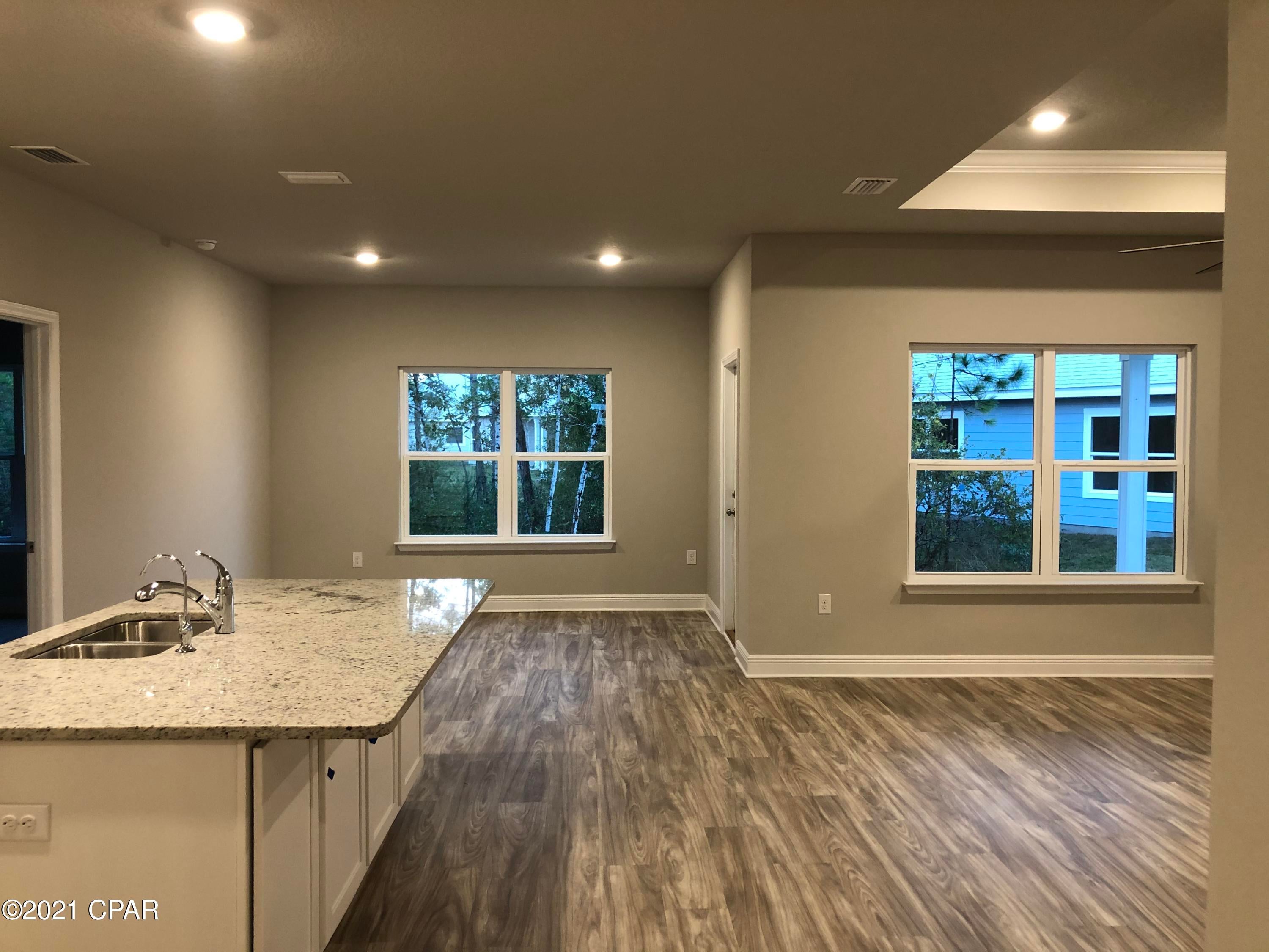 Emerald Cove Villas - Residential
