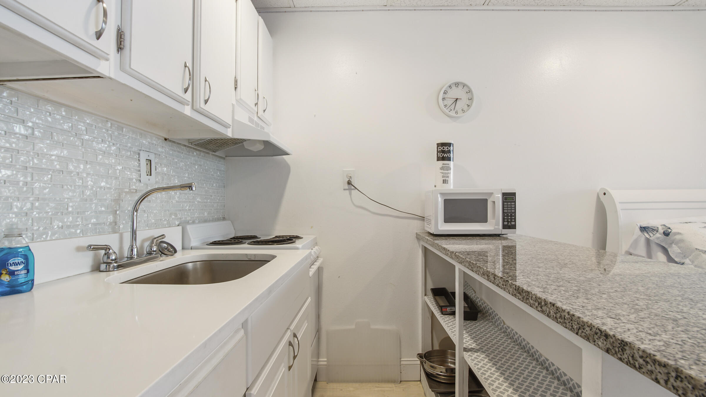 Fontainebleau Terrace - Residential Lease