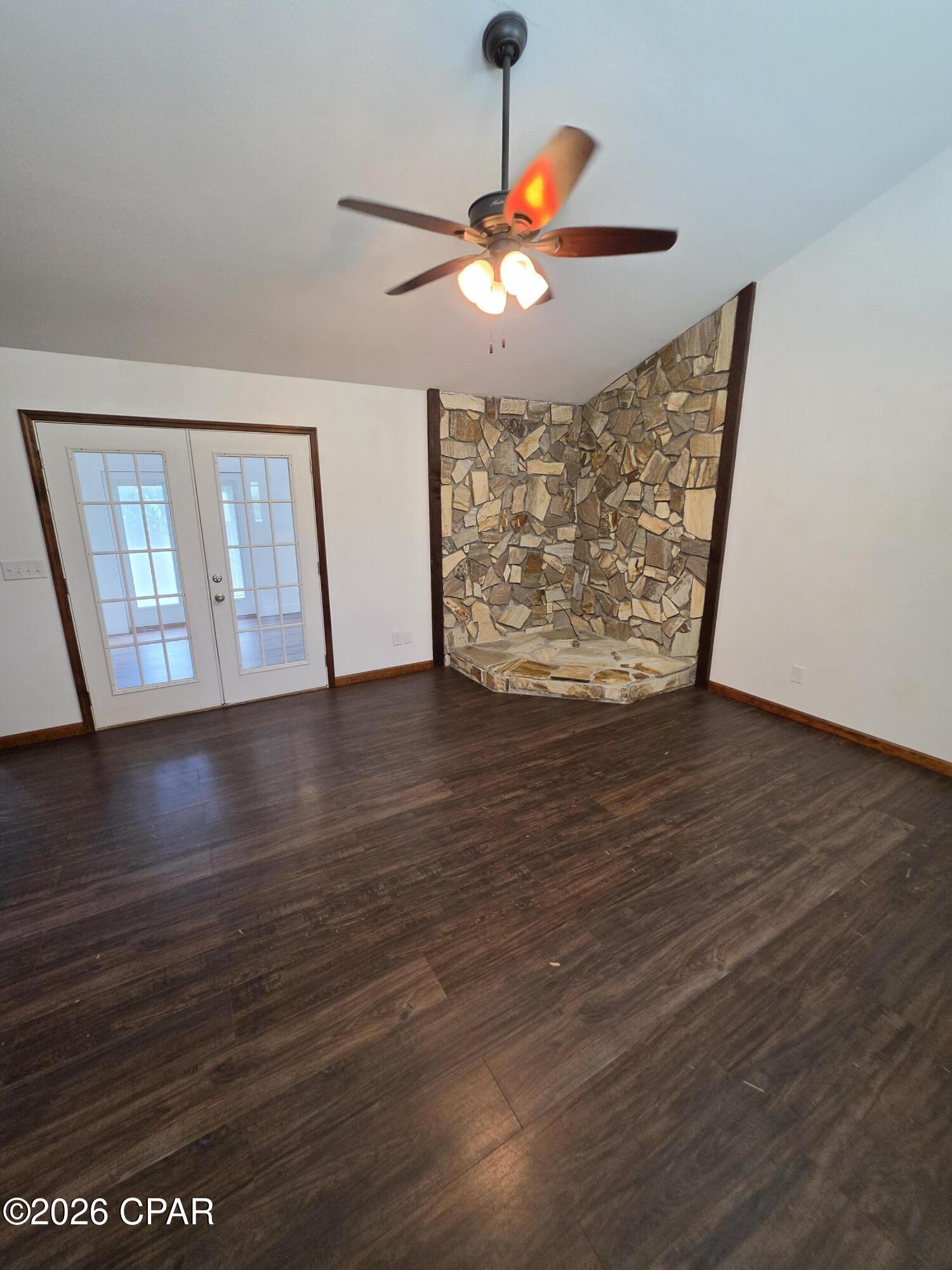 [No Recorded Subdiv] - Residential Lease
