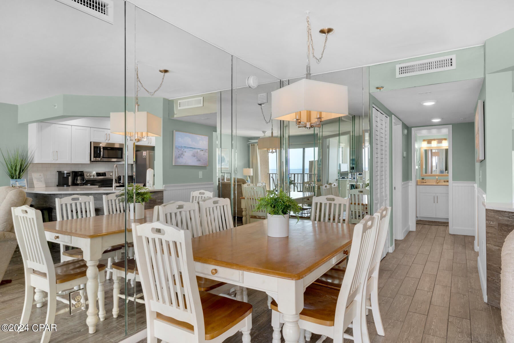 Summerhouse Condo. - Residential
