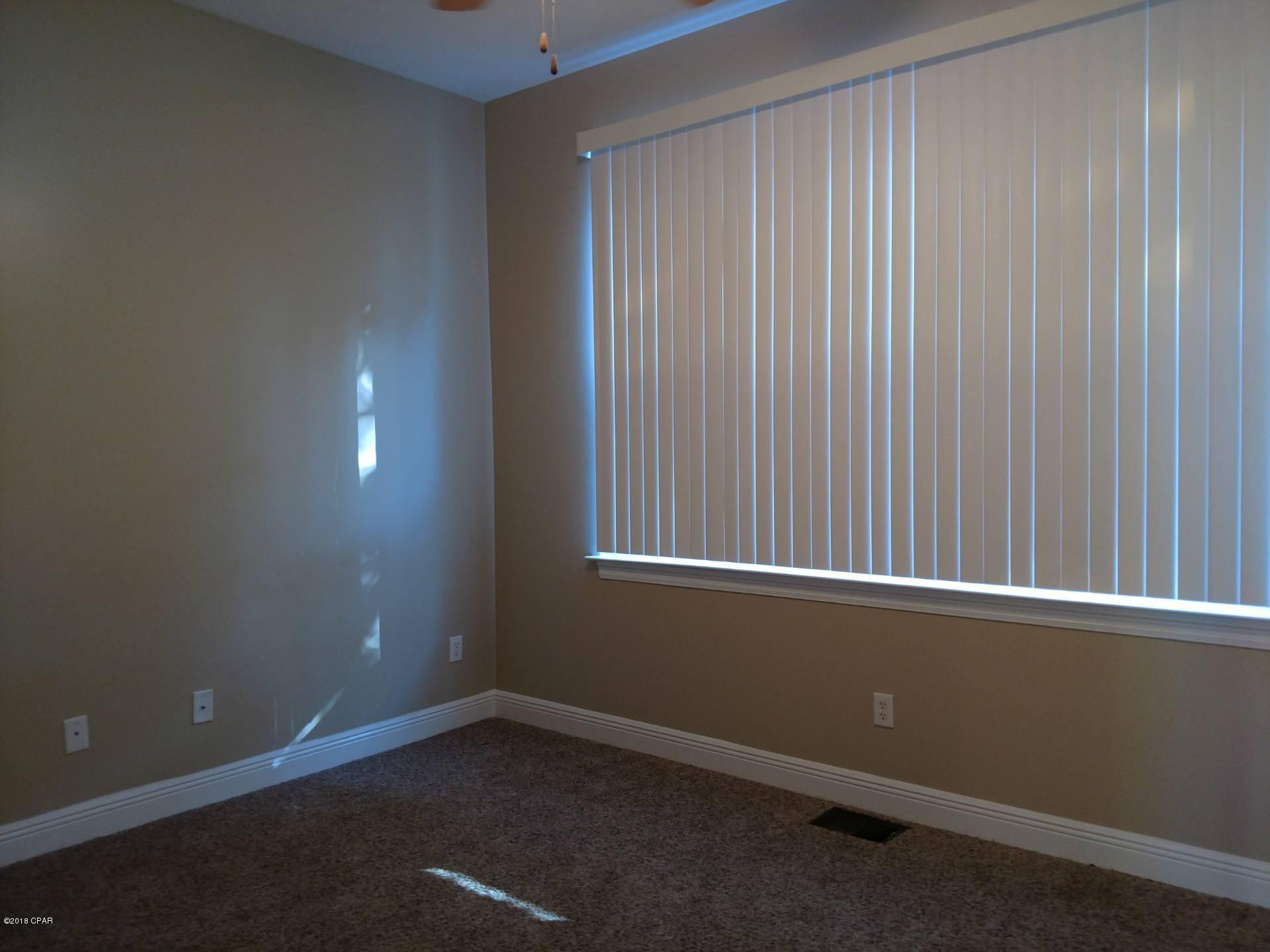 Long Beach 3rd - Residential Lease