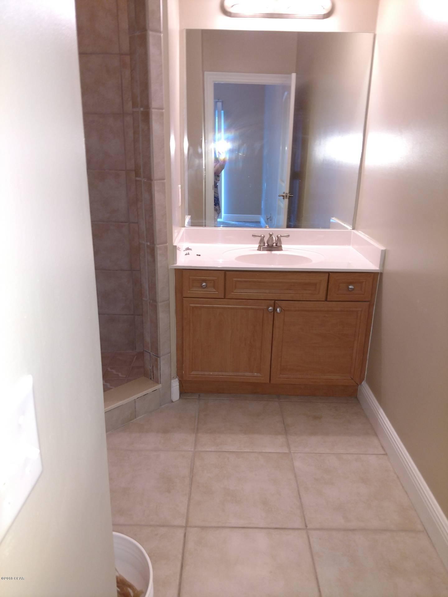 Long Beach 3rd - Residential Lease
