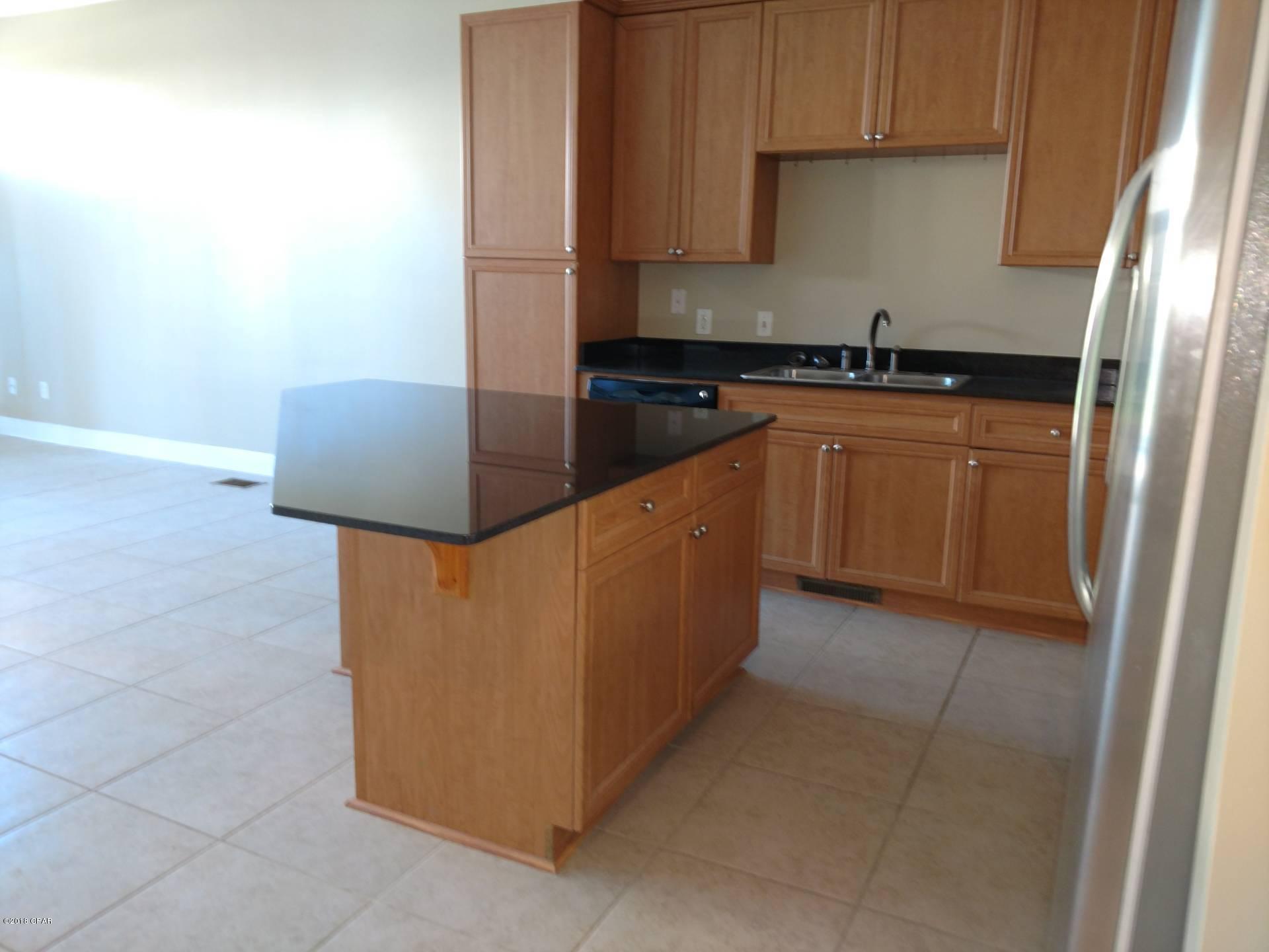 Long Beach 3rd - Residential Lease