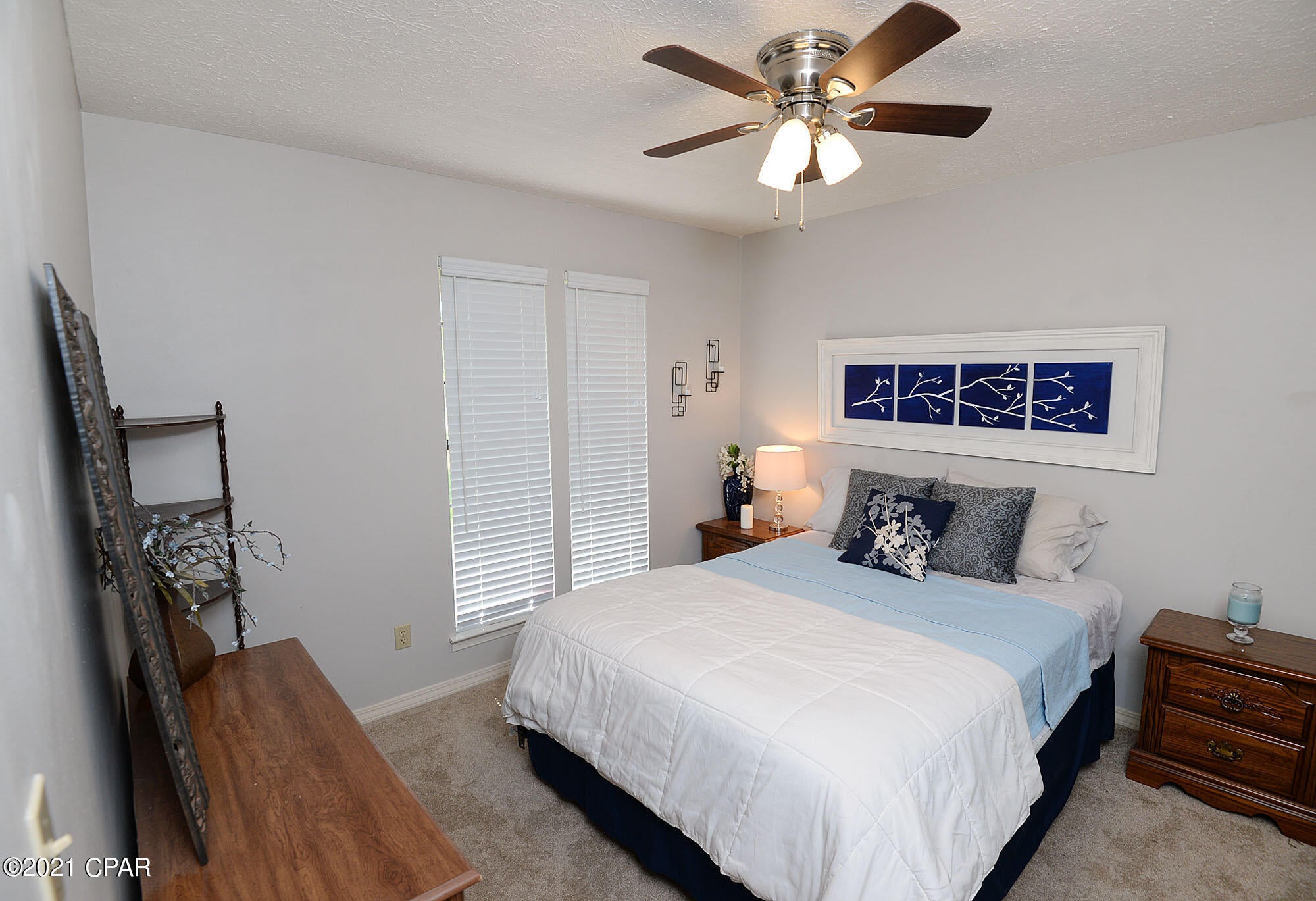 Kings Point Harbour Unit 2 - Residential