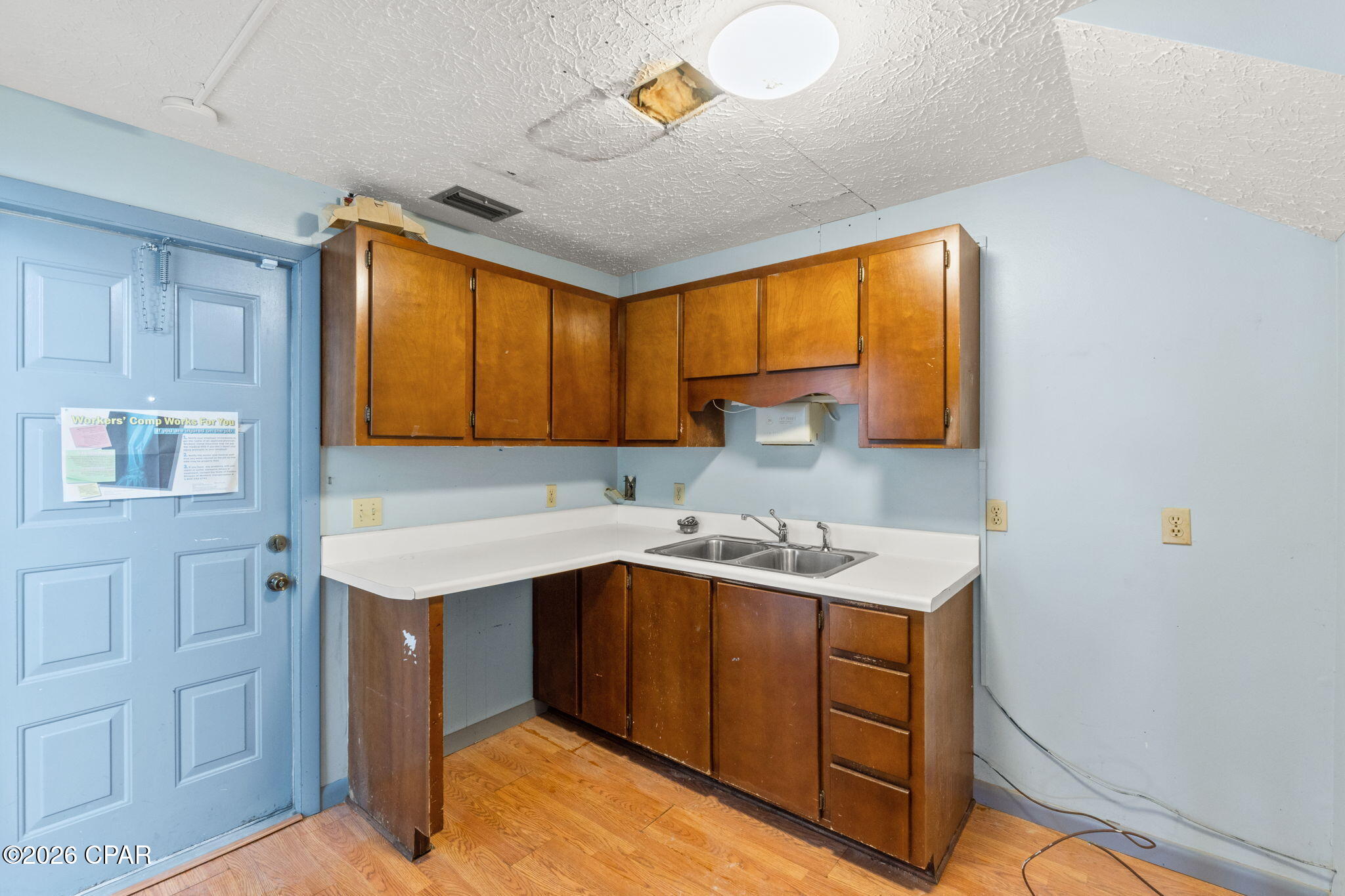 No Named Subdivision - Commercial Lease