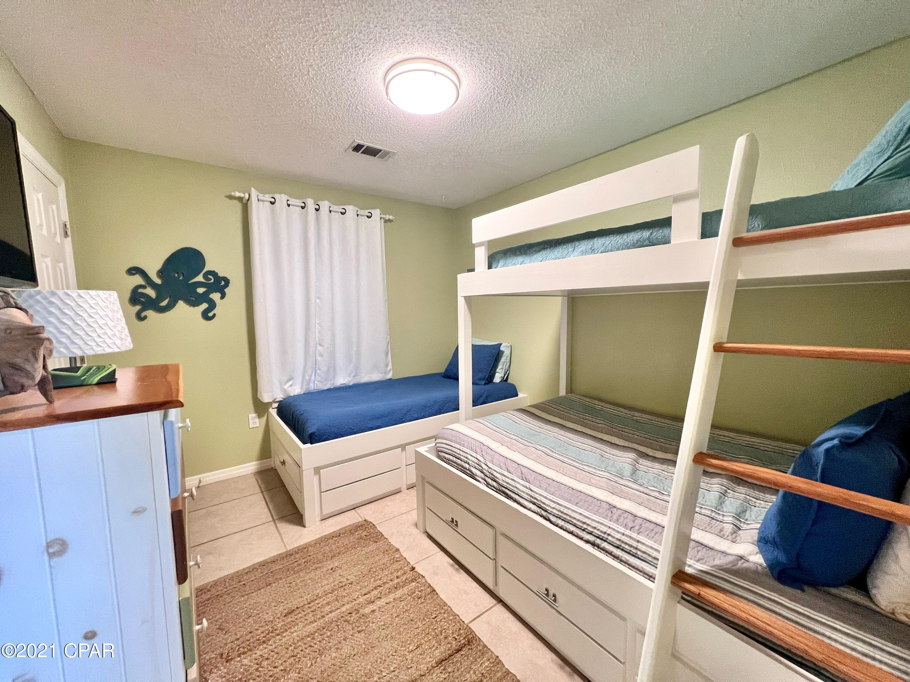 Beachside Villas Condo - Residential