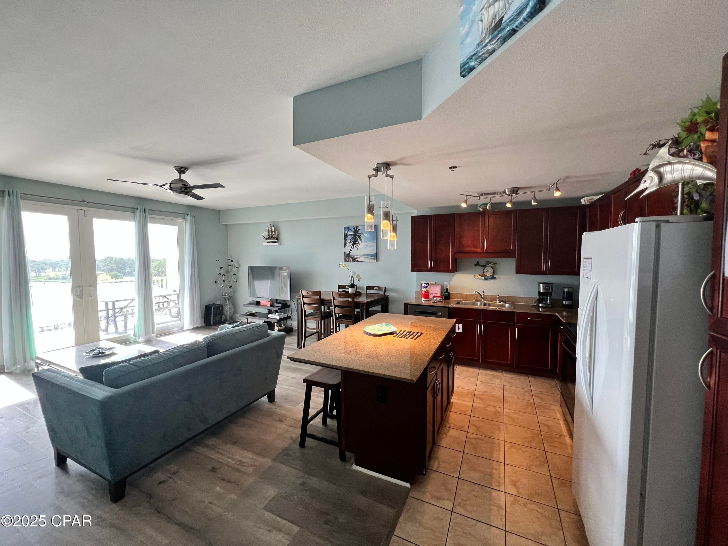 Laketown Wharf - Residential