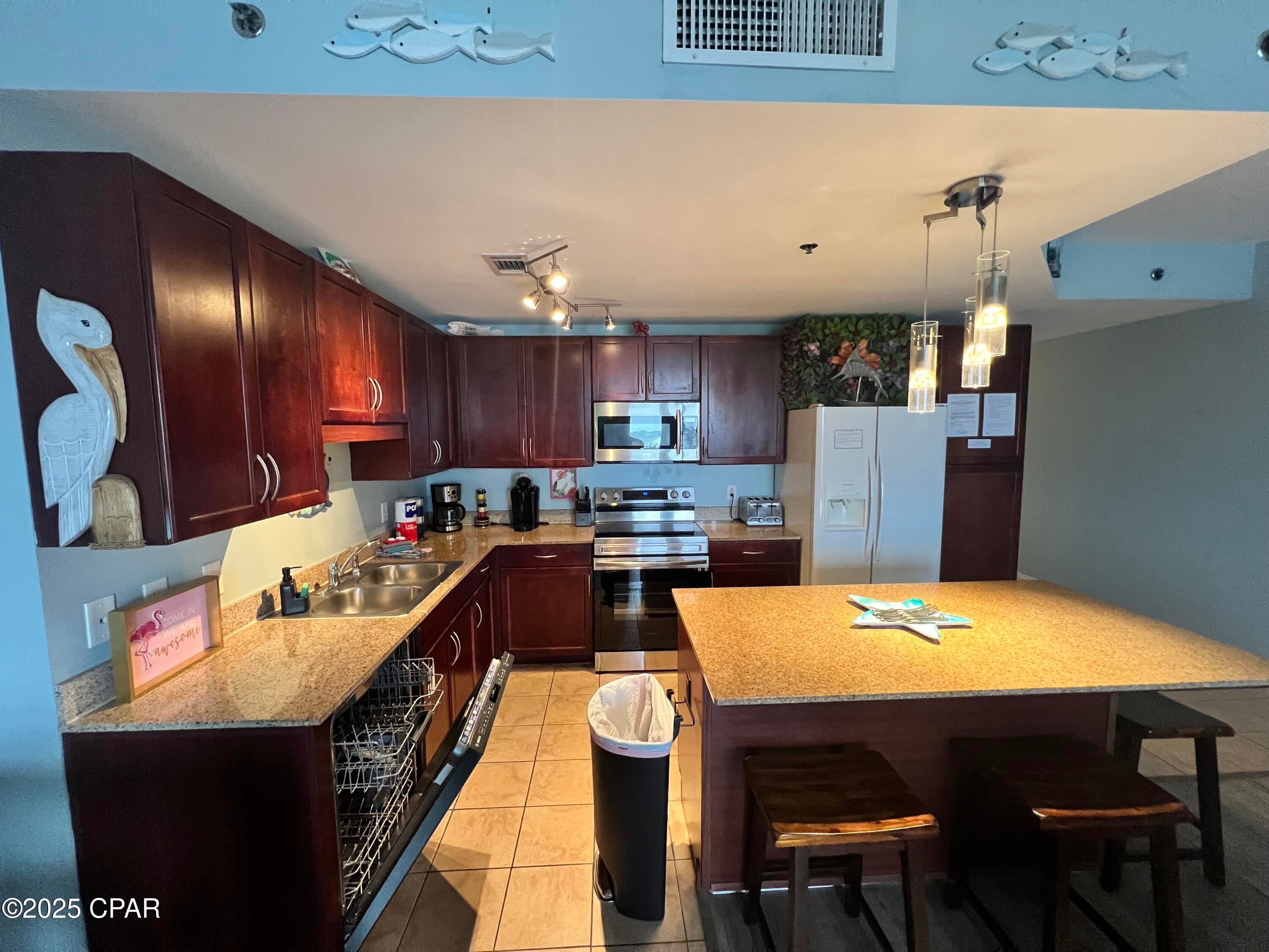 Laketown Wharf - Residential