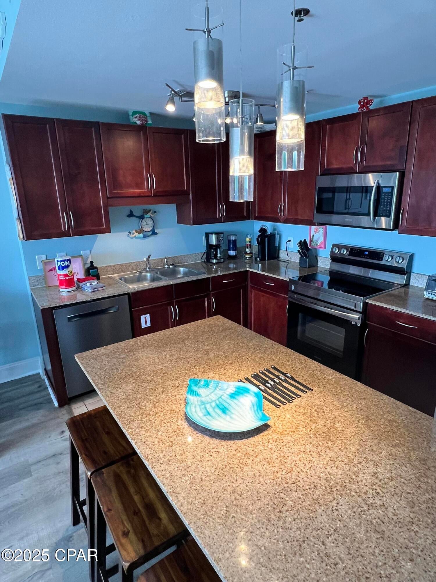 Laketown Wharf - Residential