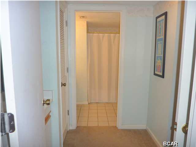 Seachase Condo - Residential