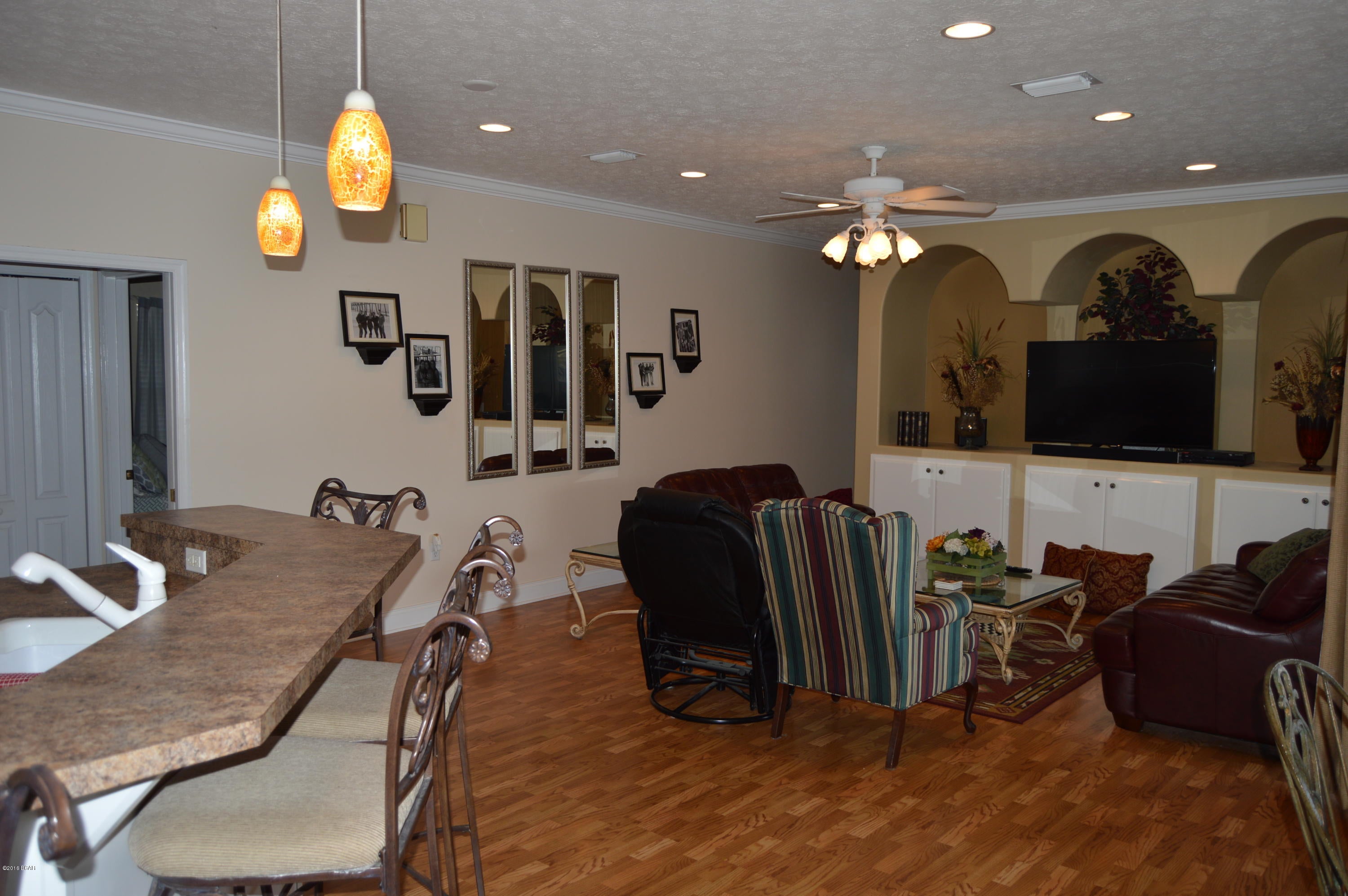 Colony Club - Residential