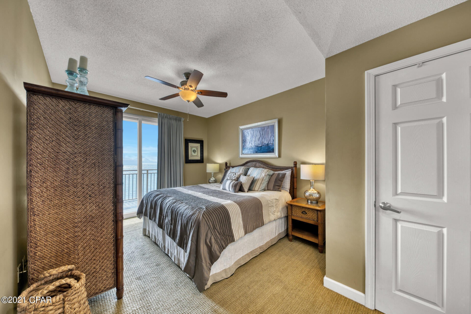 Sterling Reef - Residential
