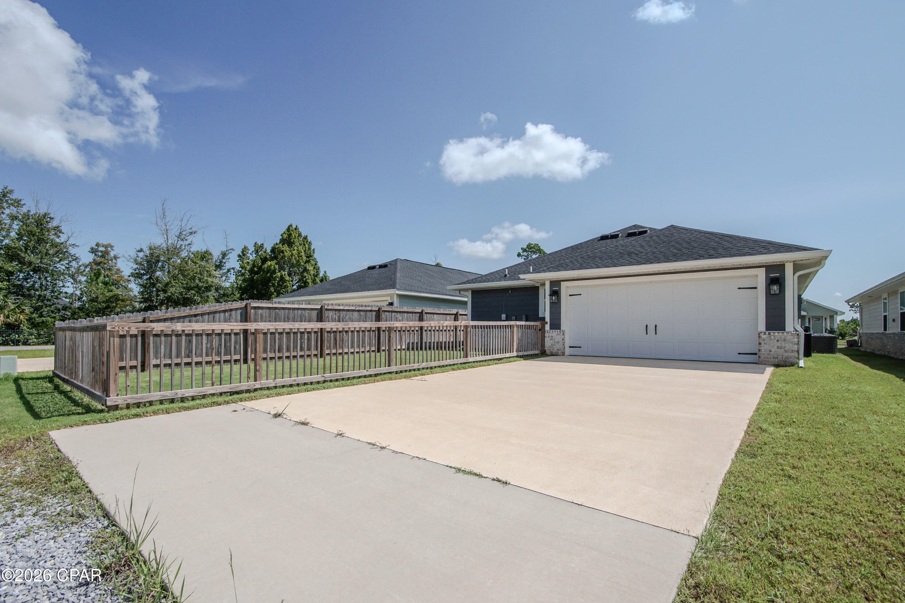 [No Recorded Subdiv] - Residential Lease
