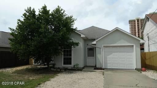 This home is located close to the beach. This home includes open bedrooms, kitchen with breakfast bar, dining room, and family room. Split floor plan with master having a walk-in closet. Features washer/dryer hookups, and a fenced backyard with a walkway.



*All pets are part of the application process and subject to the homeowner's approval



All dimensions are approximate