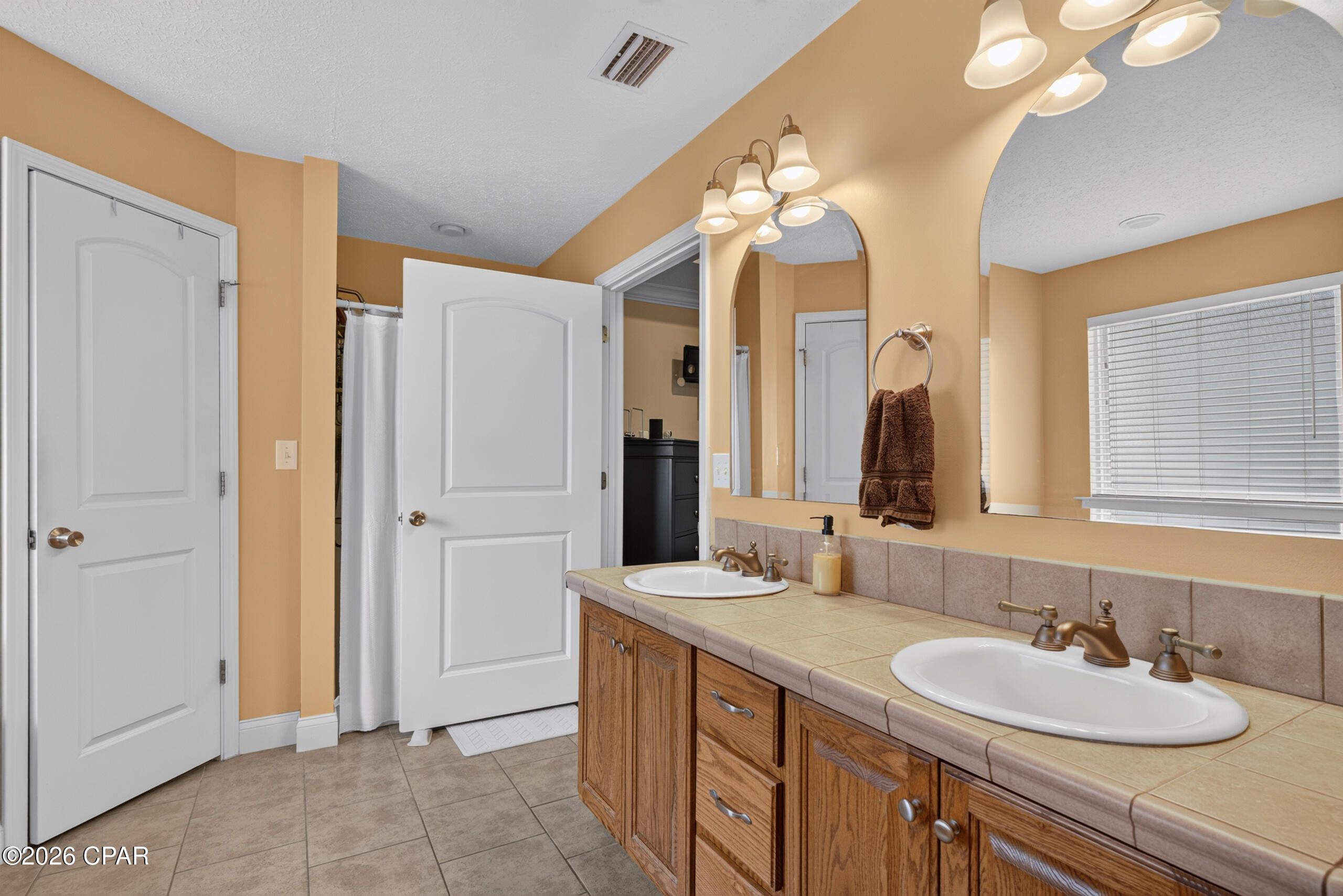 Sunny Hills - Residential