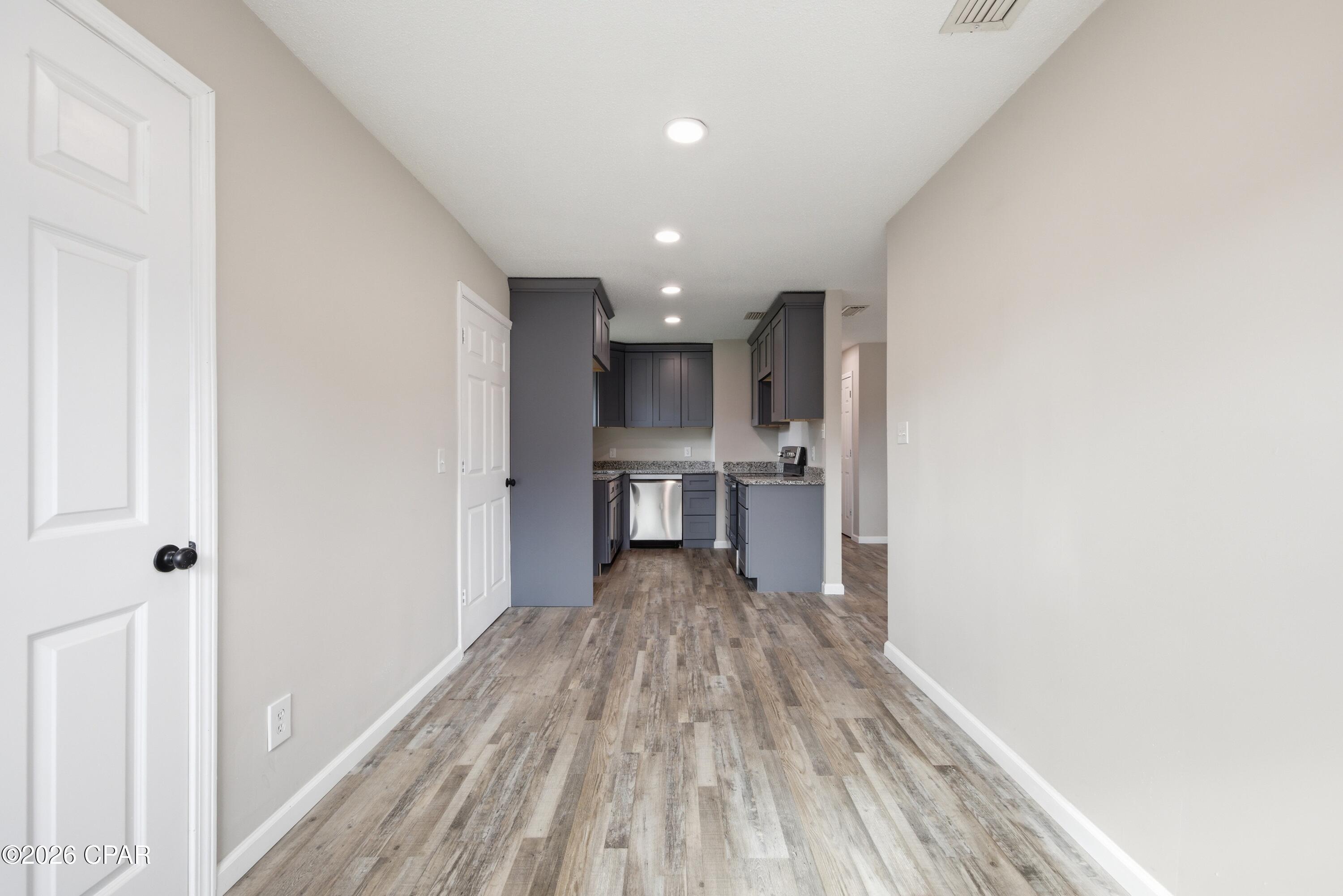 Hentz 1st Add Unit B - Residential Lease