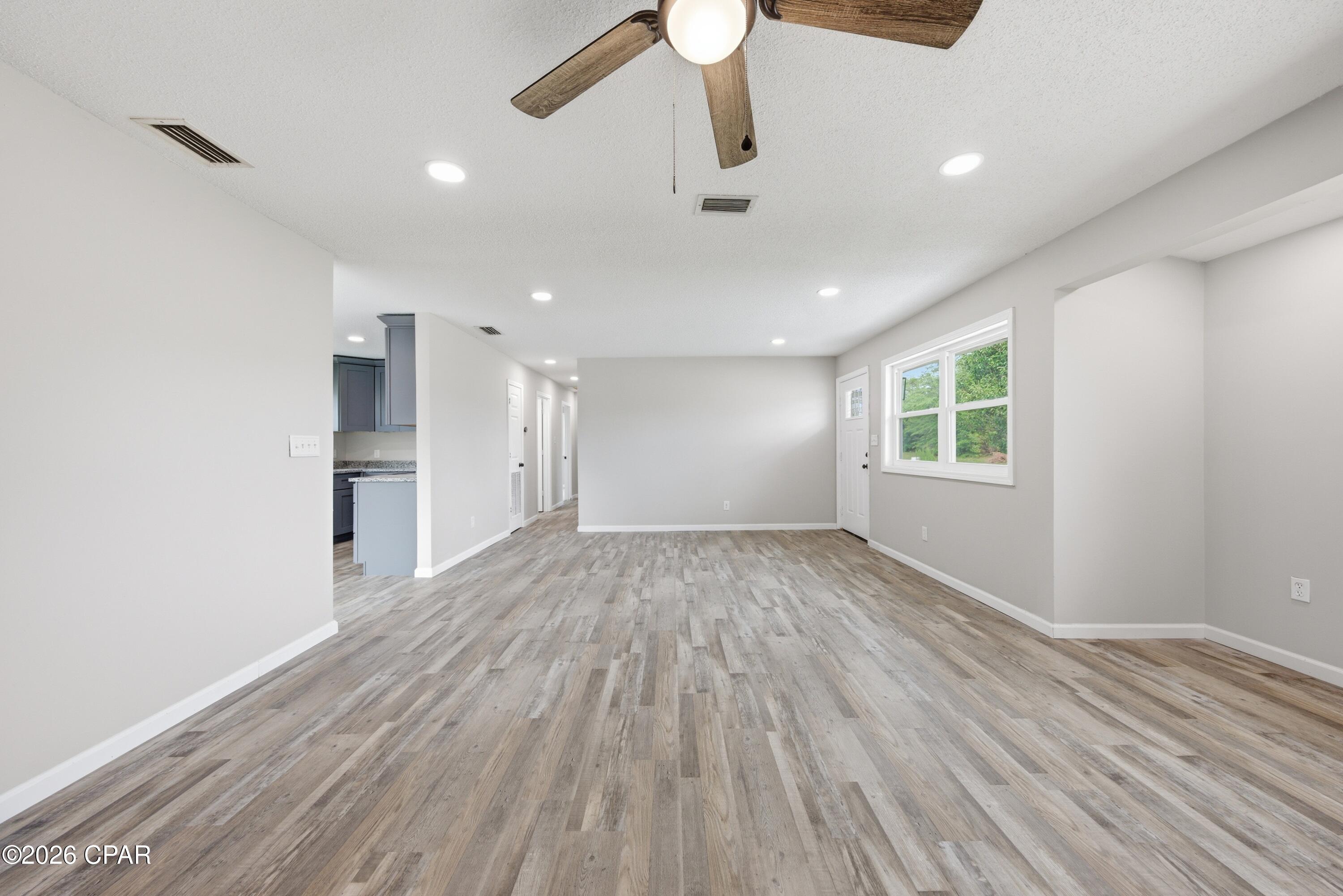 Hentz 1st Add Unit B - Residential Lease
