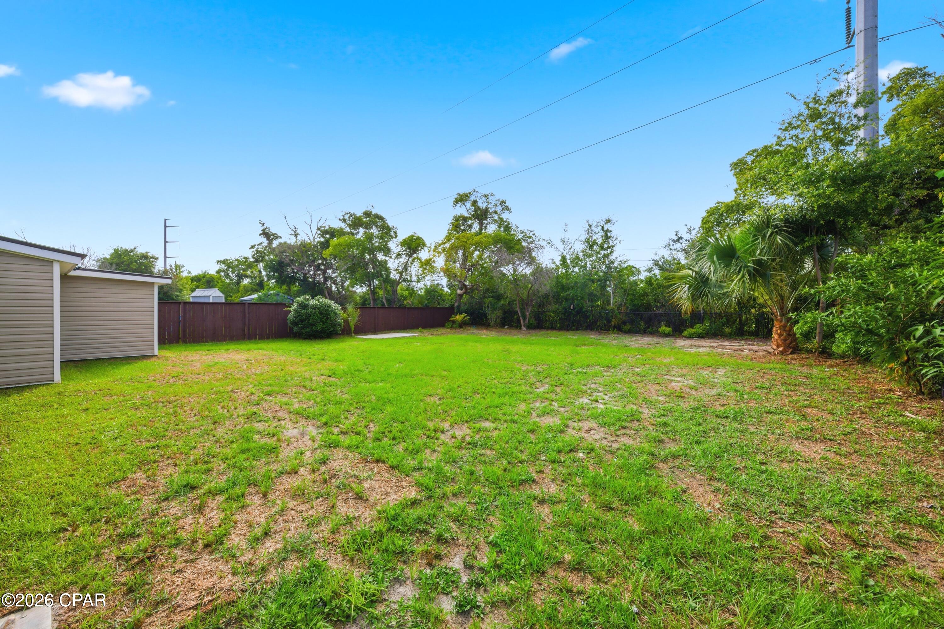 Hentz 1st Add Unit B - Residential Lease