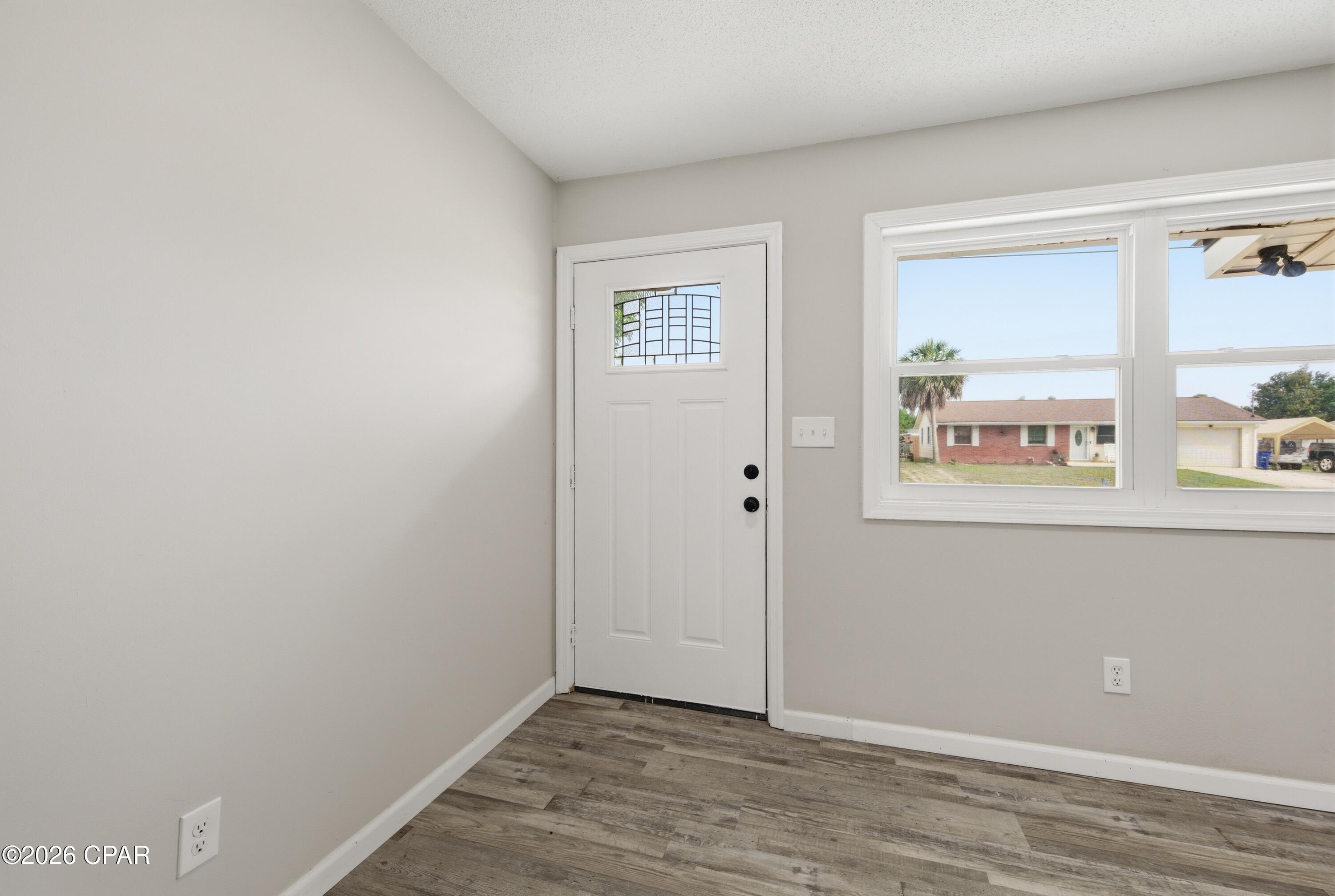 Hentz 1st Add Unit B - Residential Lease