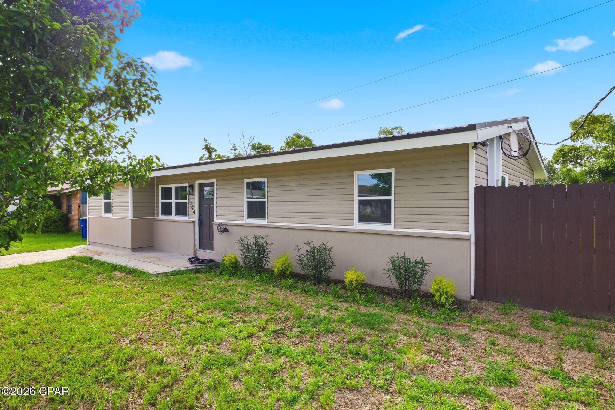 Hentz 1st Add Unit B - Residential Lease