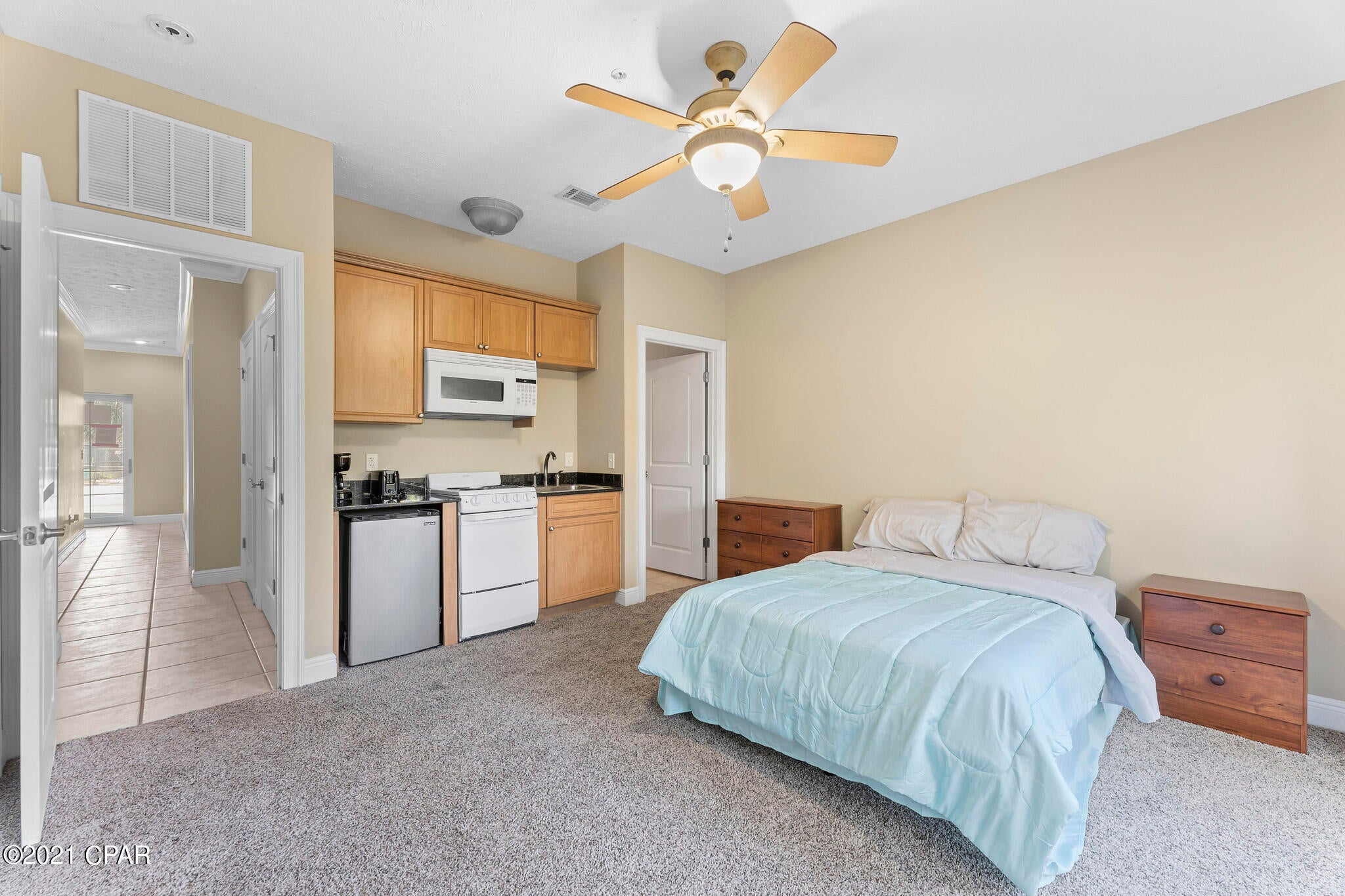 Long Beach 3rd - Residential