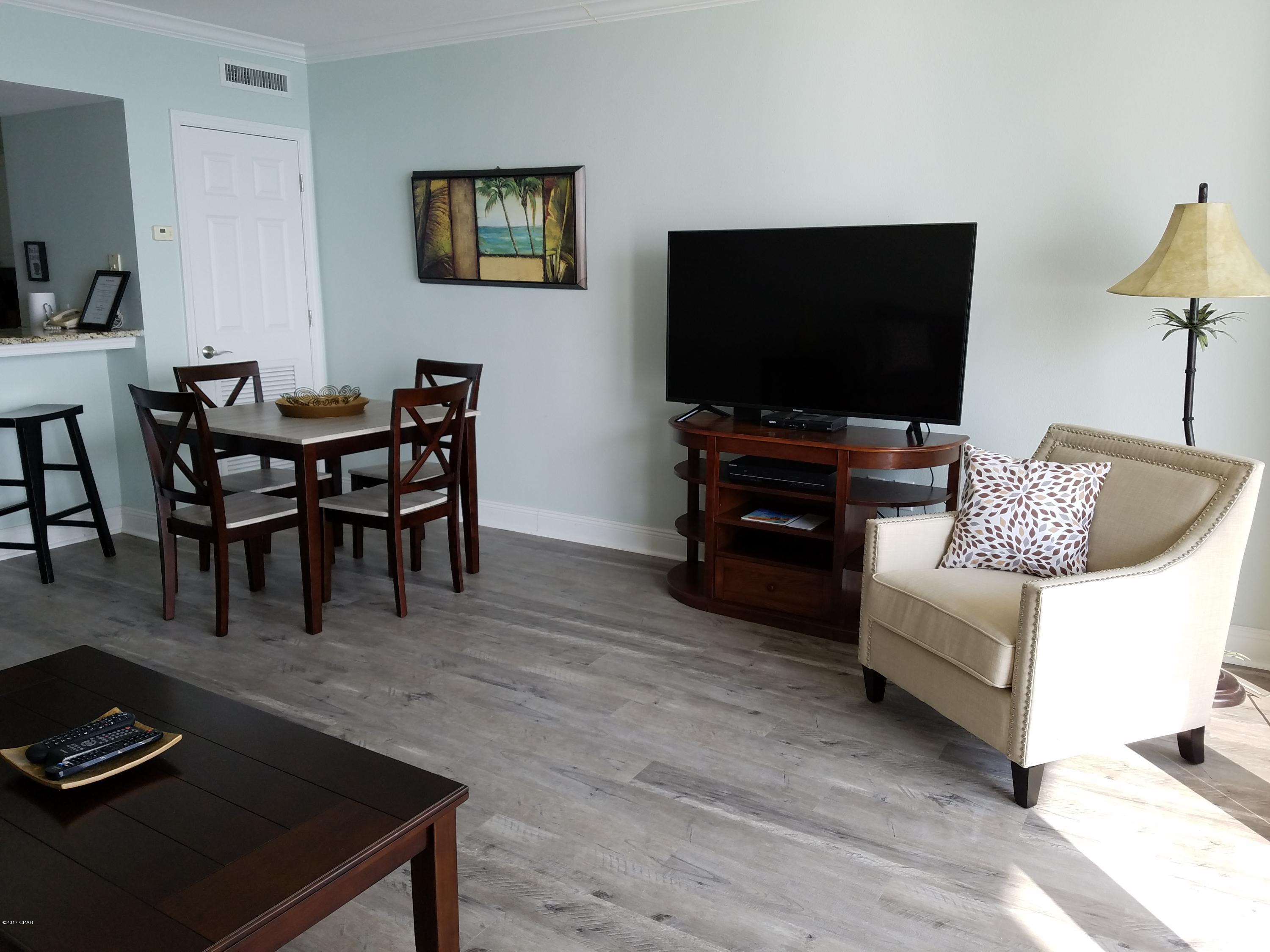 Emerald Beach Resort - Residential Lease