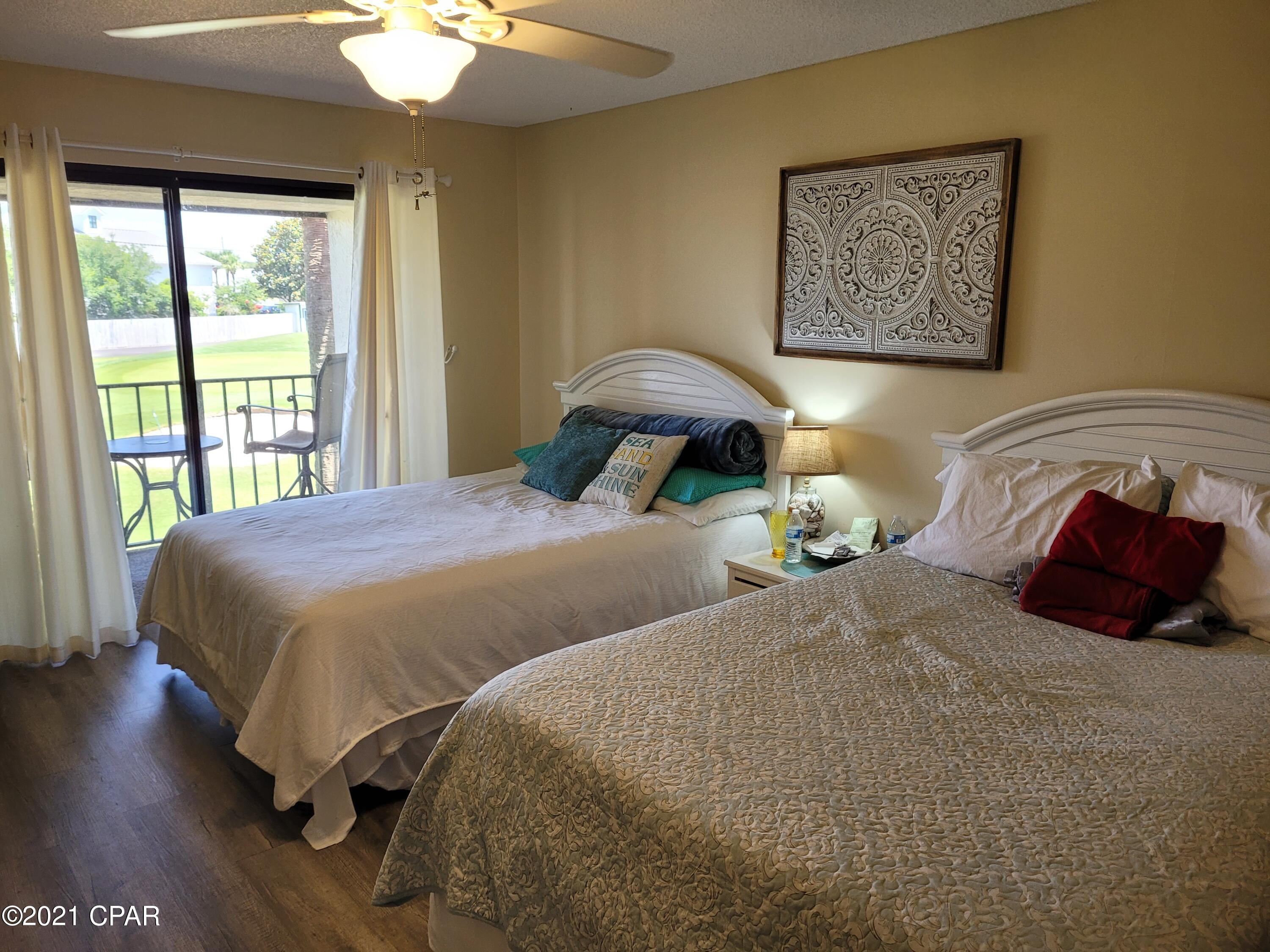 Edgewater Golf Villas V-B - Residential
