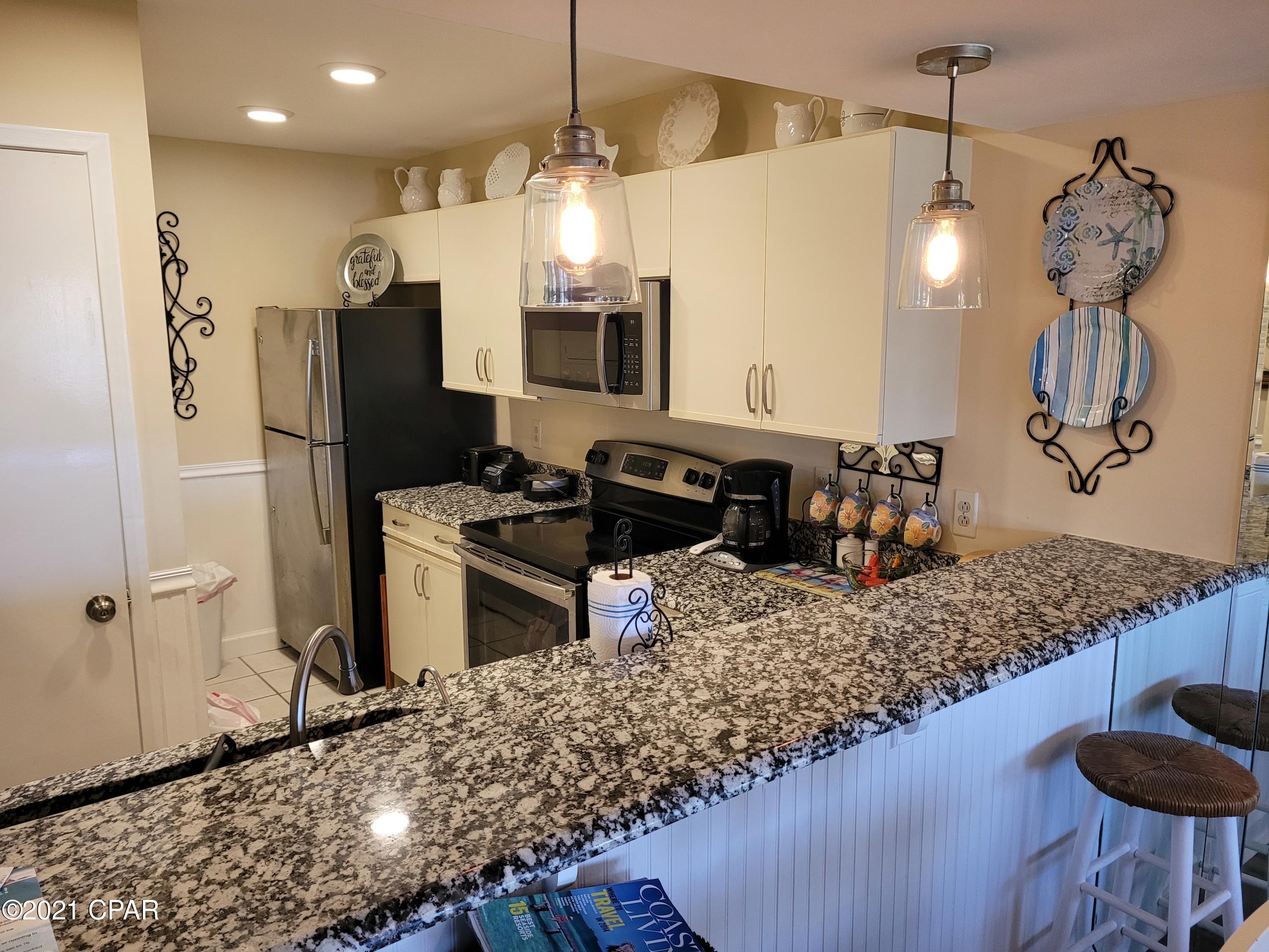 Edgewater Golf Villas V-B - Residential