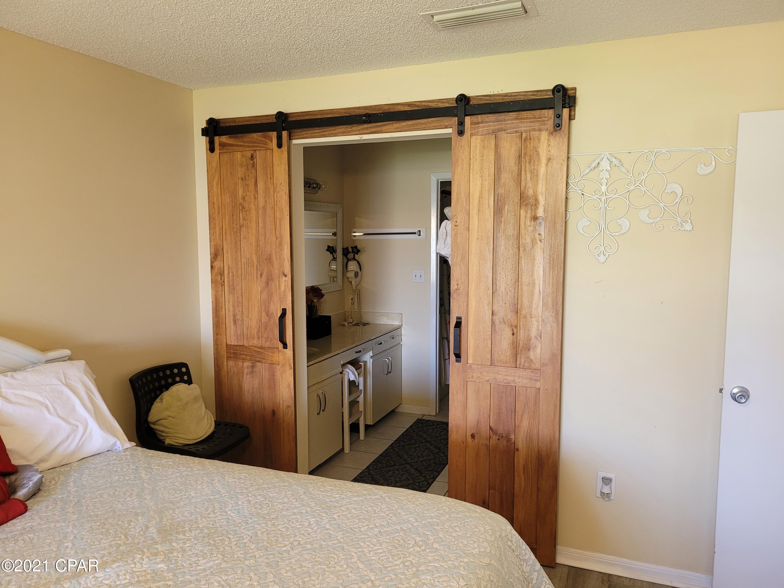 Edgewater Golf Villas V-B - Residential