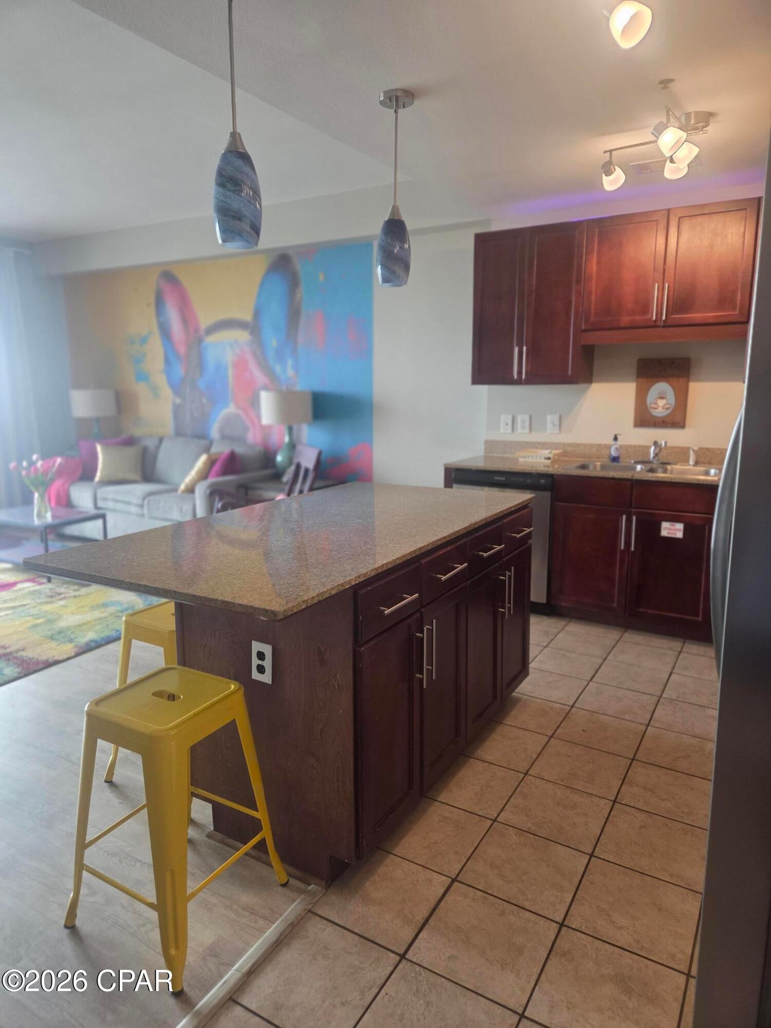 Laketown Wharf - Residential