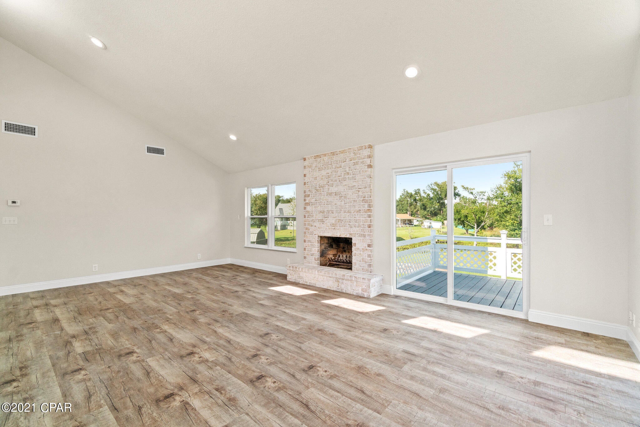 Deerpoint Estates - Residential