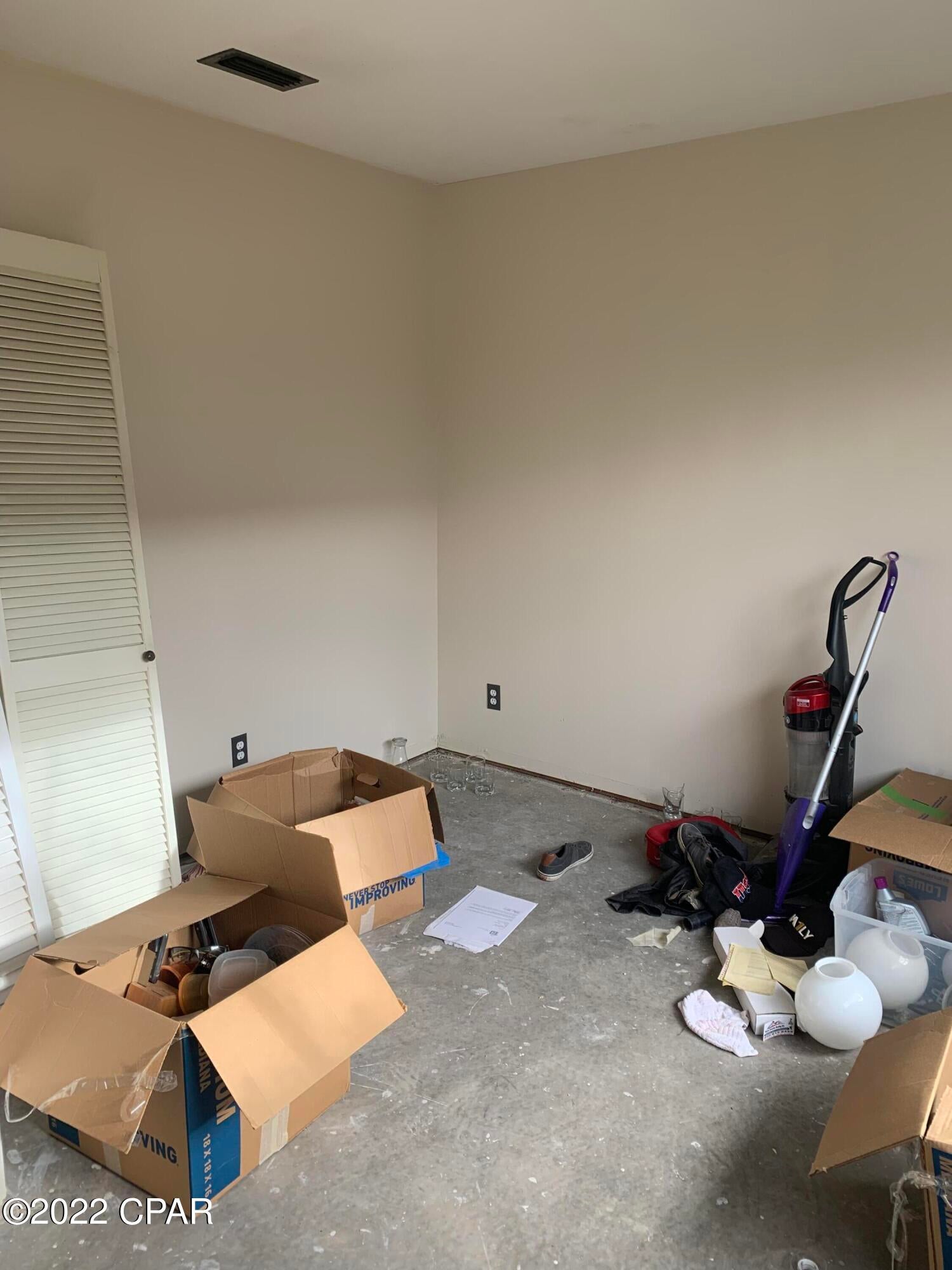 College Point Est U-1 - Residential