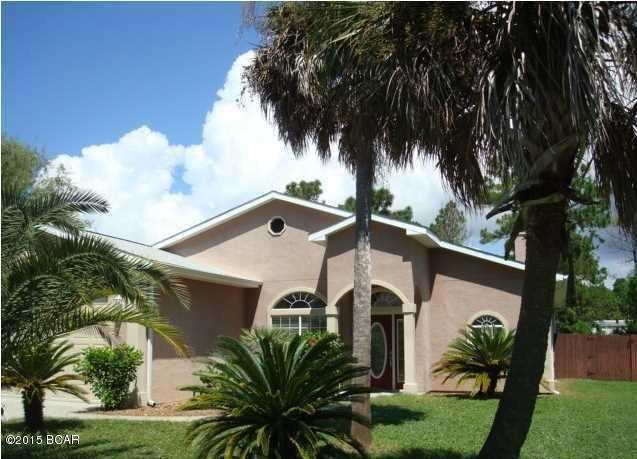 LOCATION LOCATION LOCATION! GREAT HOME IN A FANTASTIC NEIGHBORHOOD! NO HOA FEES! GREAT SCHOOL DISTRICT! STEPS FROM WALKING PATH TO PATRONIS! HOME 5 MINUTES TO WORLDS MOST BEAUTIFUL BEACHES! OPEN FLOOR PLAN! GREAT HOME FOR ENTERTAINING! FIREPLACE IN LIVING ROOM, 3BED 2BATH WITH HUGE BONUS ROOM UPSTAIRS THAT CAN EASILY BE TURNED INTO A 4TH BEDROOM! PRIVACY FENCED IN BACK YARD. HUGE MASTER WITH 2 SEPARATE WALK IN CLOSETS SEPARATE TOILET AREA, LARGE SHOWER, DOUBLE SINKS. OVER 2,180 SQ FT FEELS EVEN LARGER WITH OPEN FLOOR PLAN.SELLER IS A LICENSED REAL ESTATE AGENT.