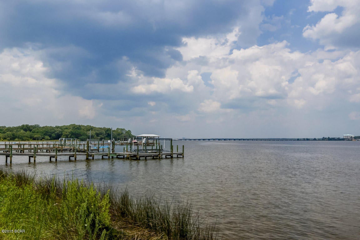 Bay Breeze - Residential