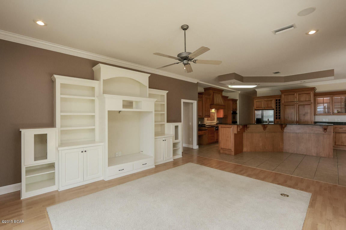 Bay Breeze - Residential