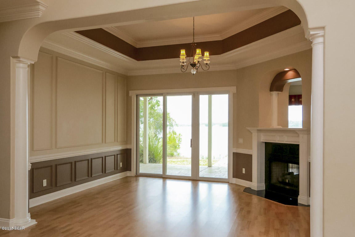 Bay Breeze - Residential
