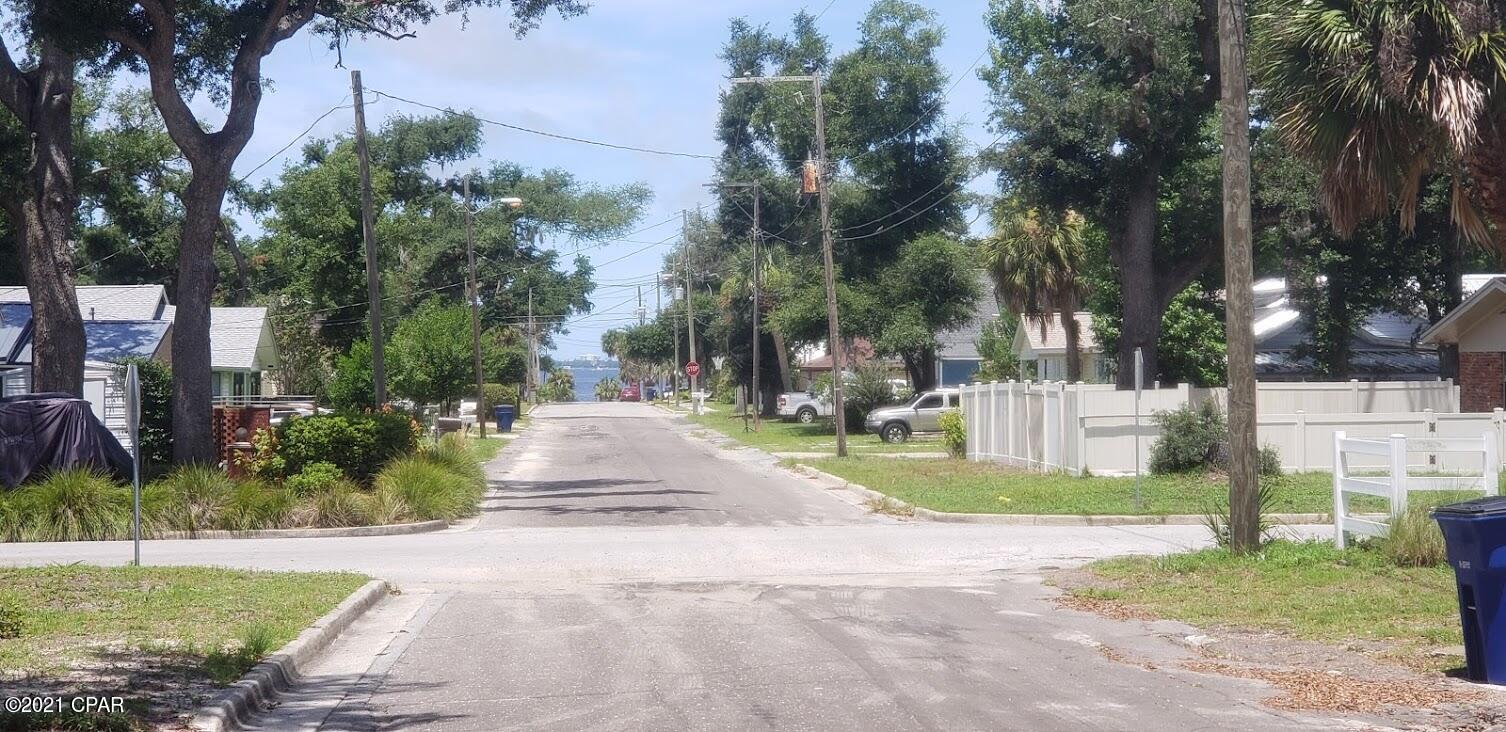 [No Recorded Subdiv] - Residential