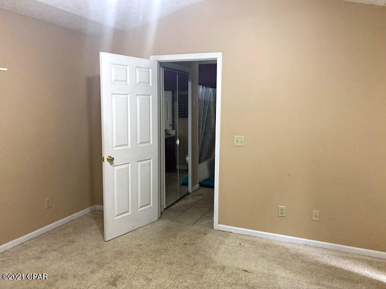 Hentz 1st Add Unit B - Residential