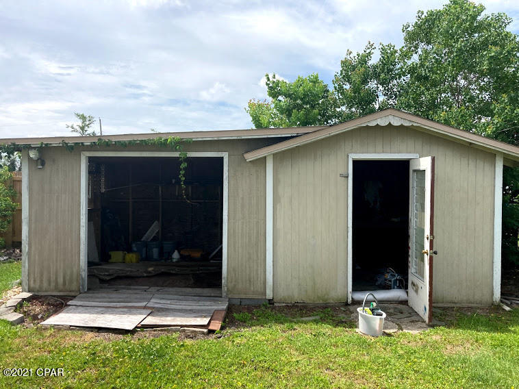 Hentz 1st Add Unit B - Residential