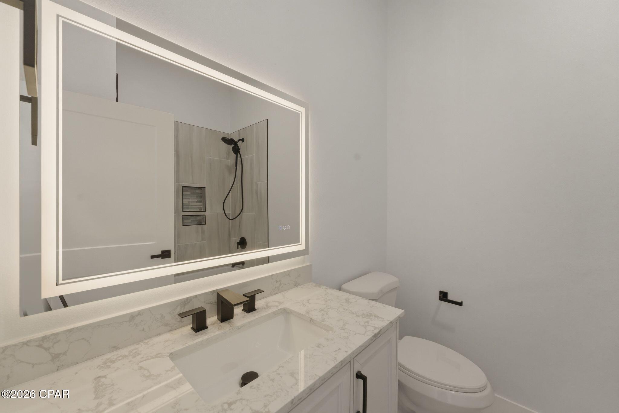 Country Club Harbour Estates - Residential