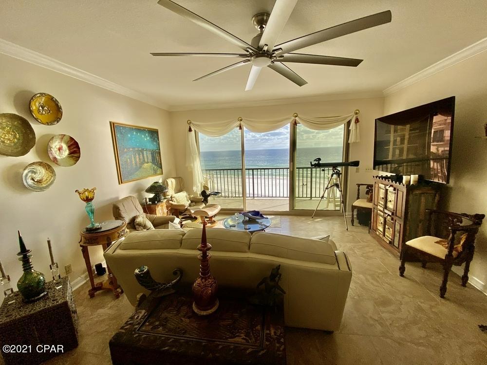Summerwinds Condo - Residential