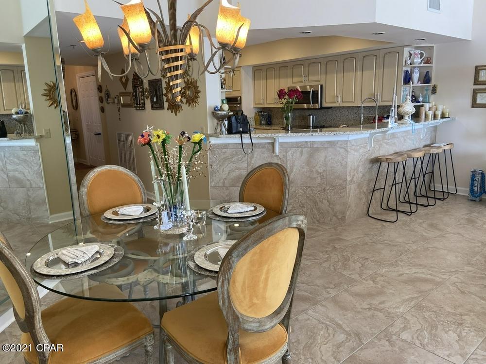 Summerwinds Condo - Residential