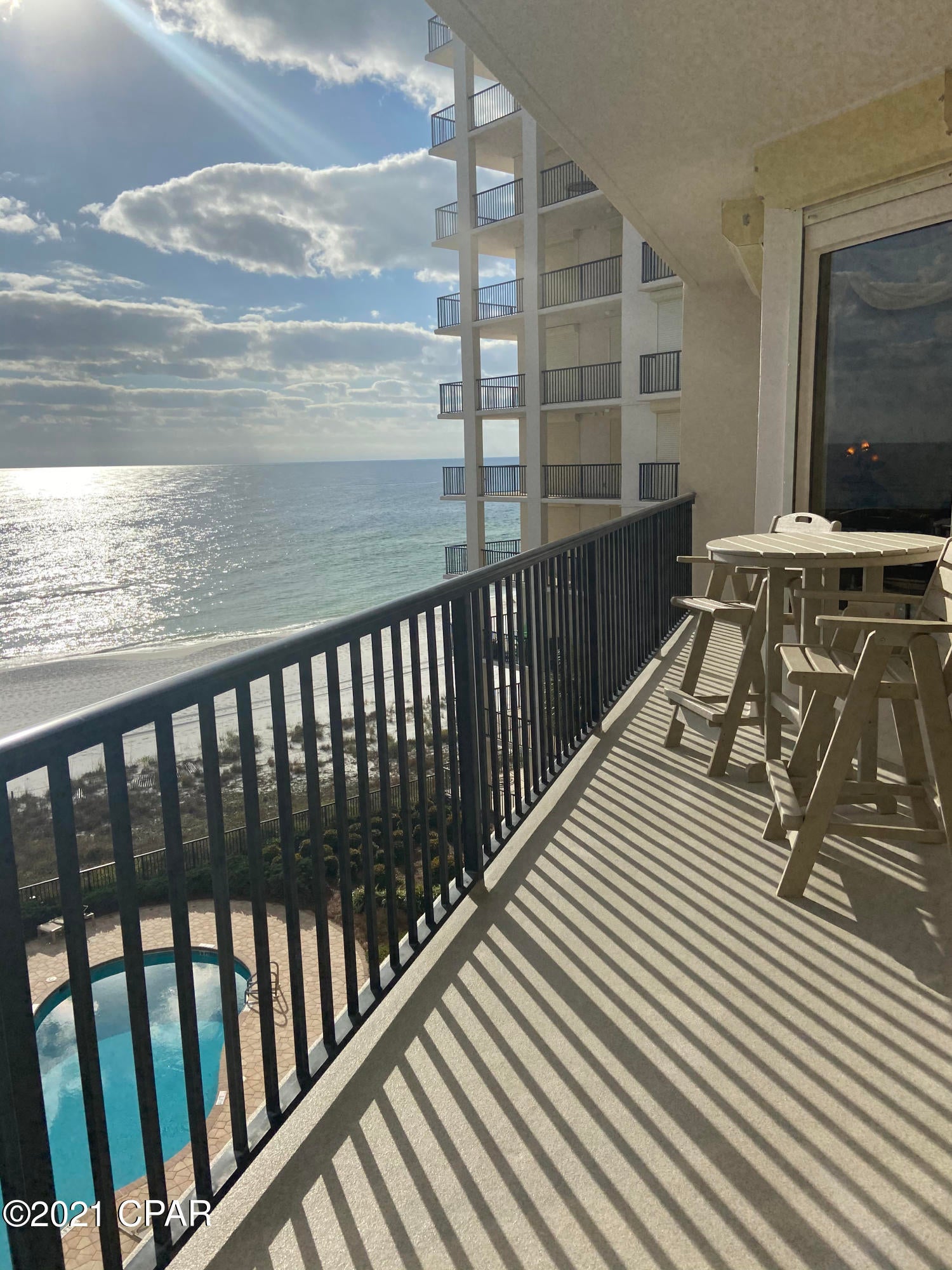 Summerwinds Condo - Residential