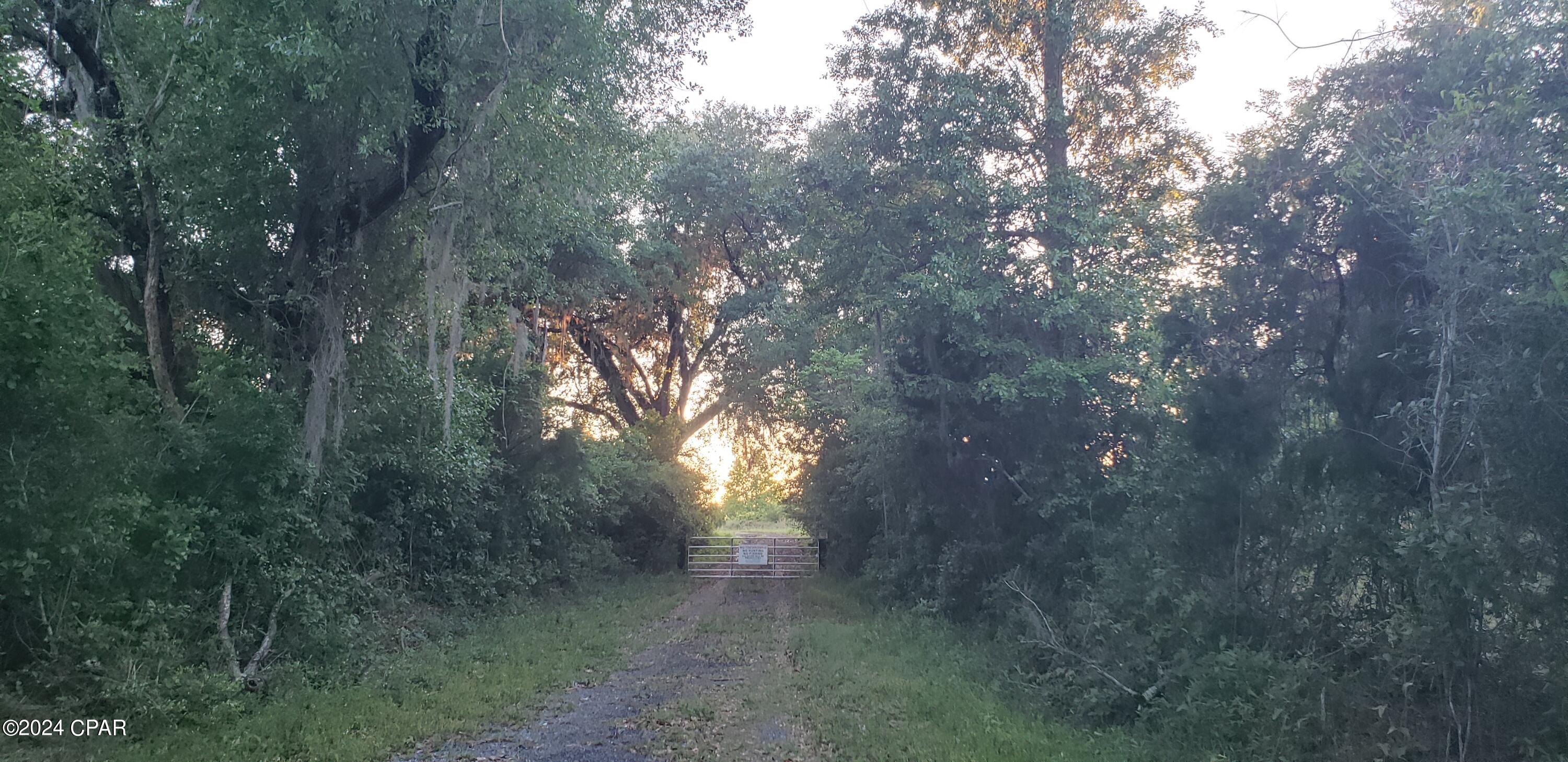 [No Recorded Subdiv] - Land