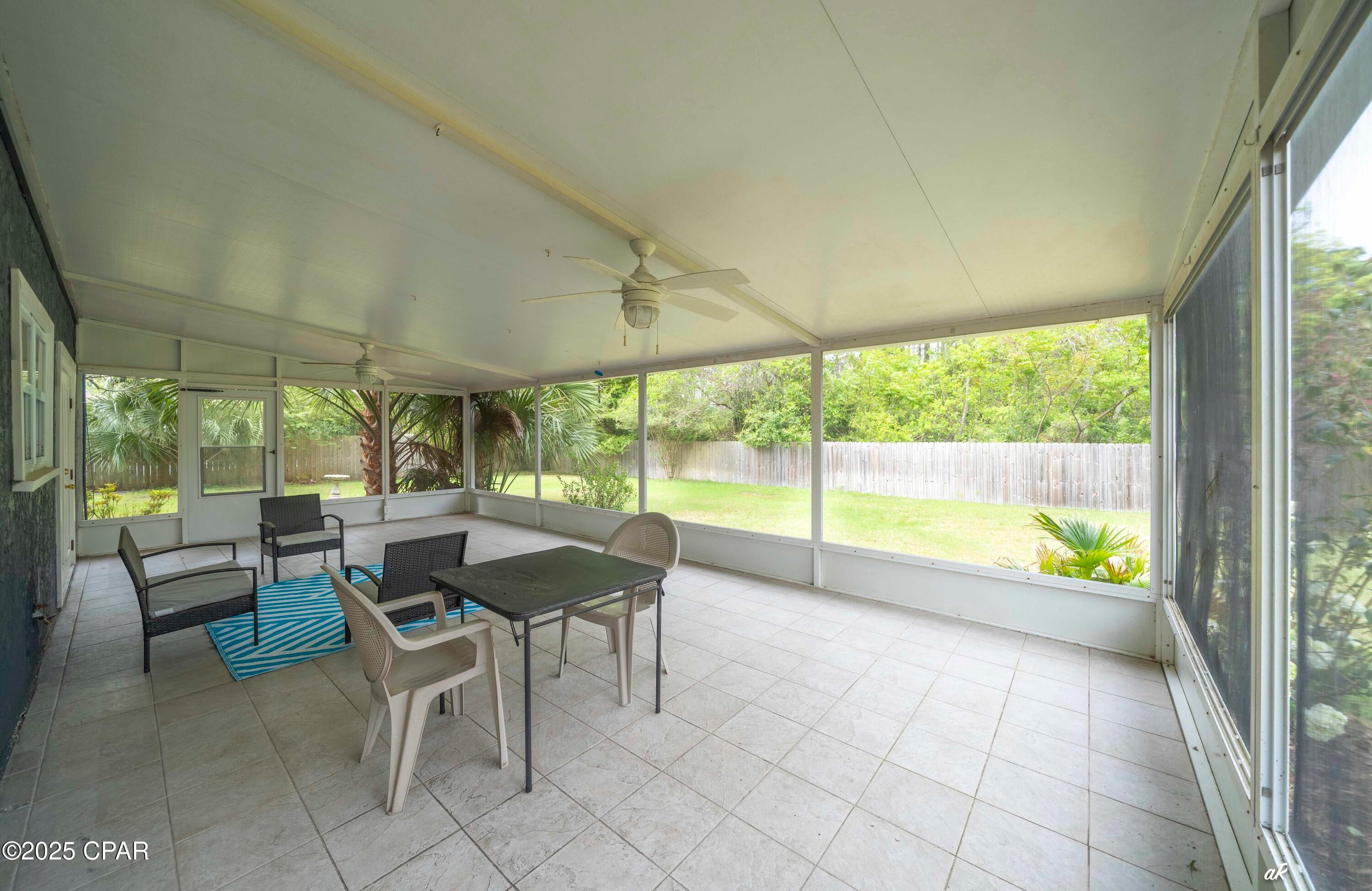 Colony Club - Residential
