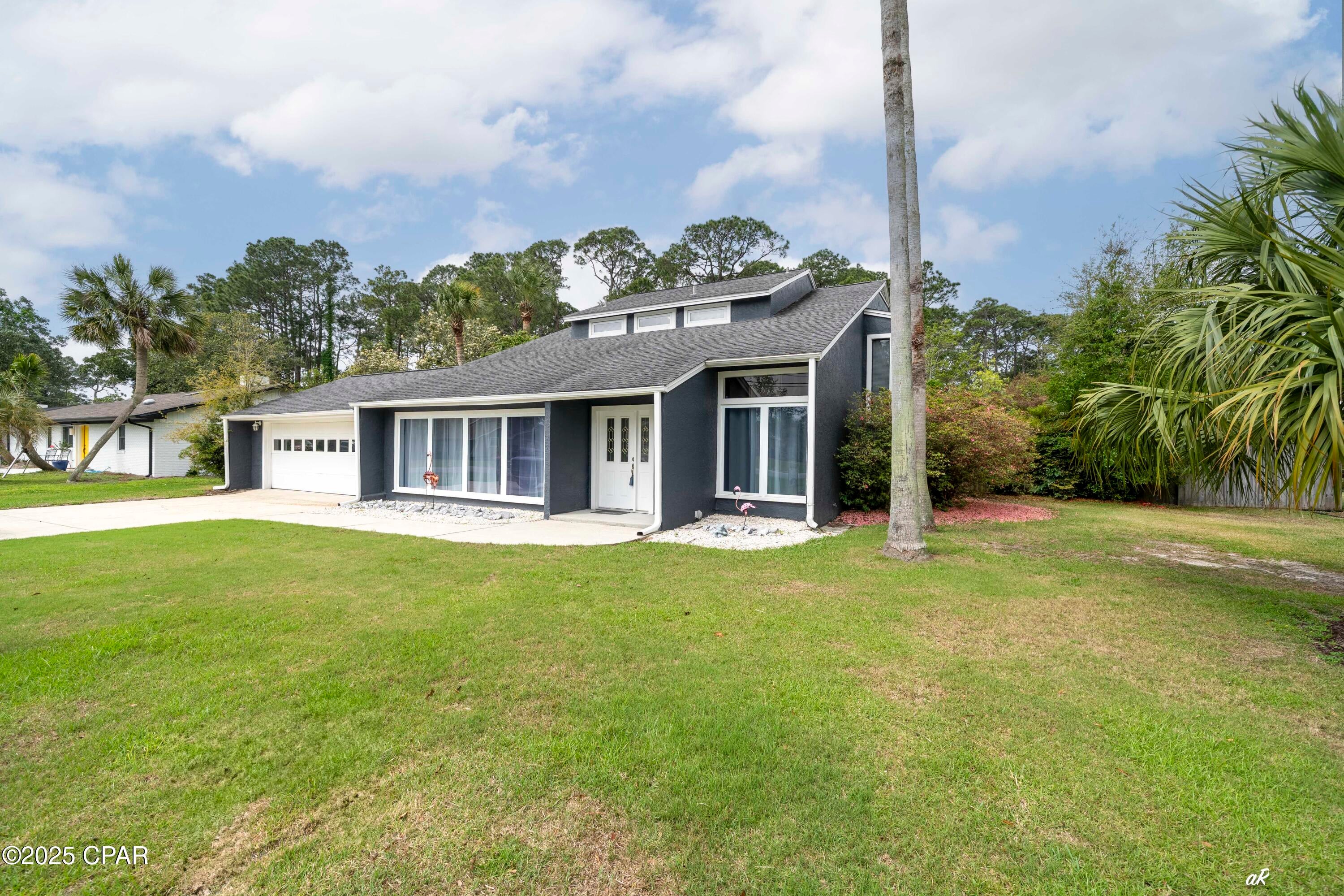 Colony Club - Residential