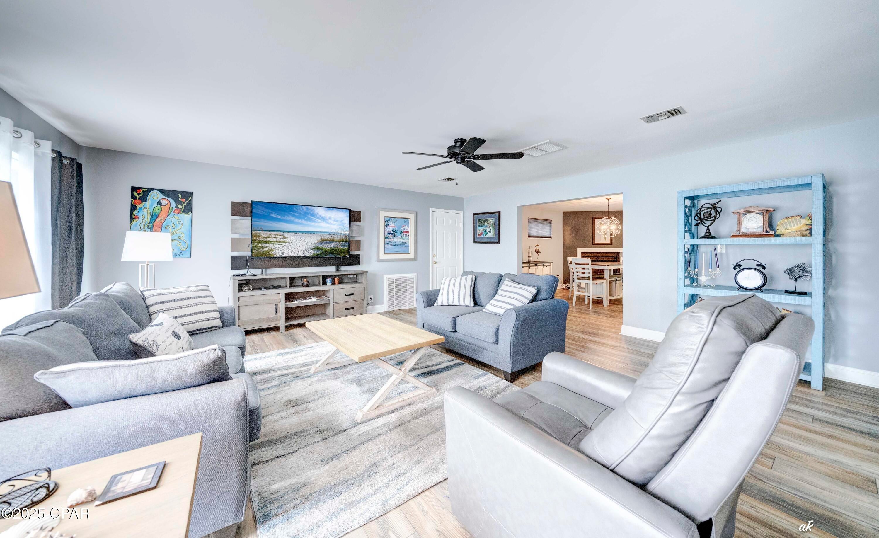 Colony Club - Residential