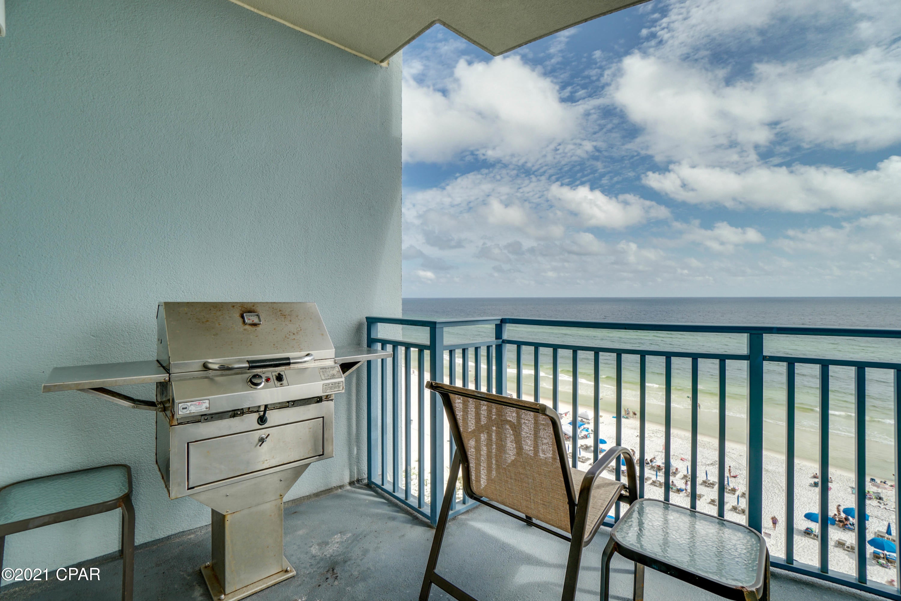 Sterling Breeze - Residential