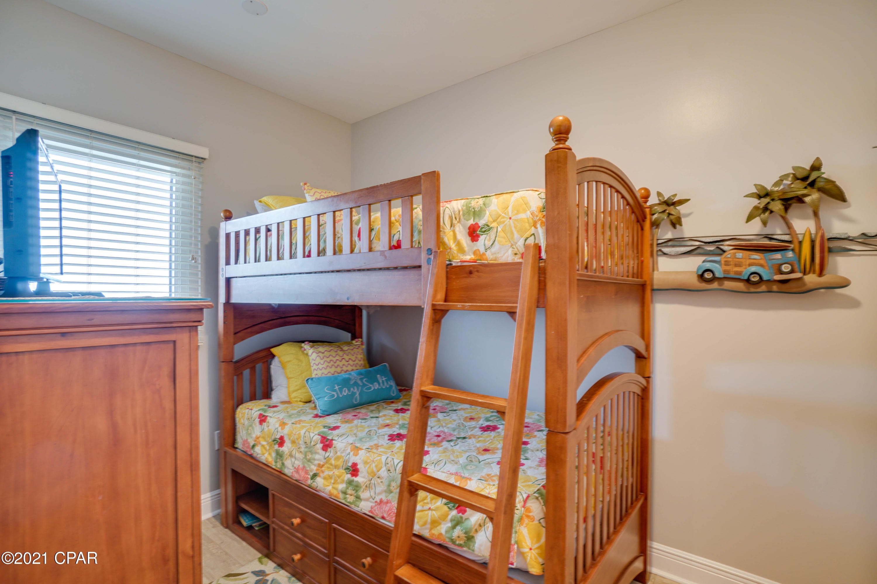 Sterling Breeze - Residential